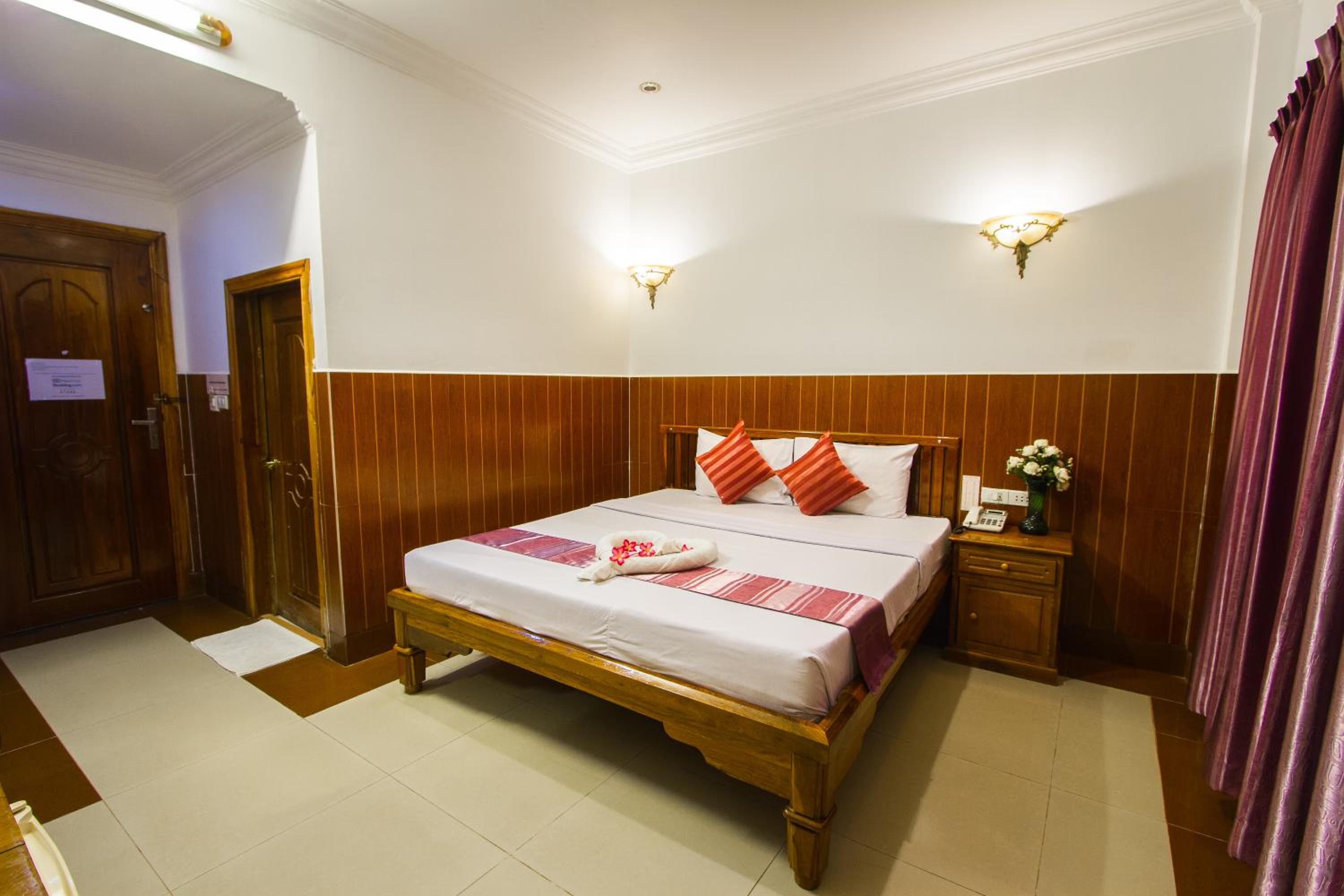 Double Room with Air-Conditioning