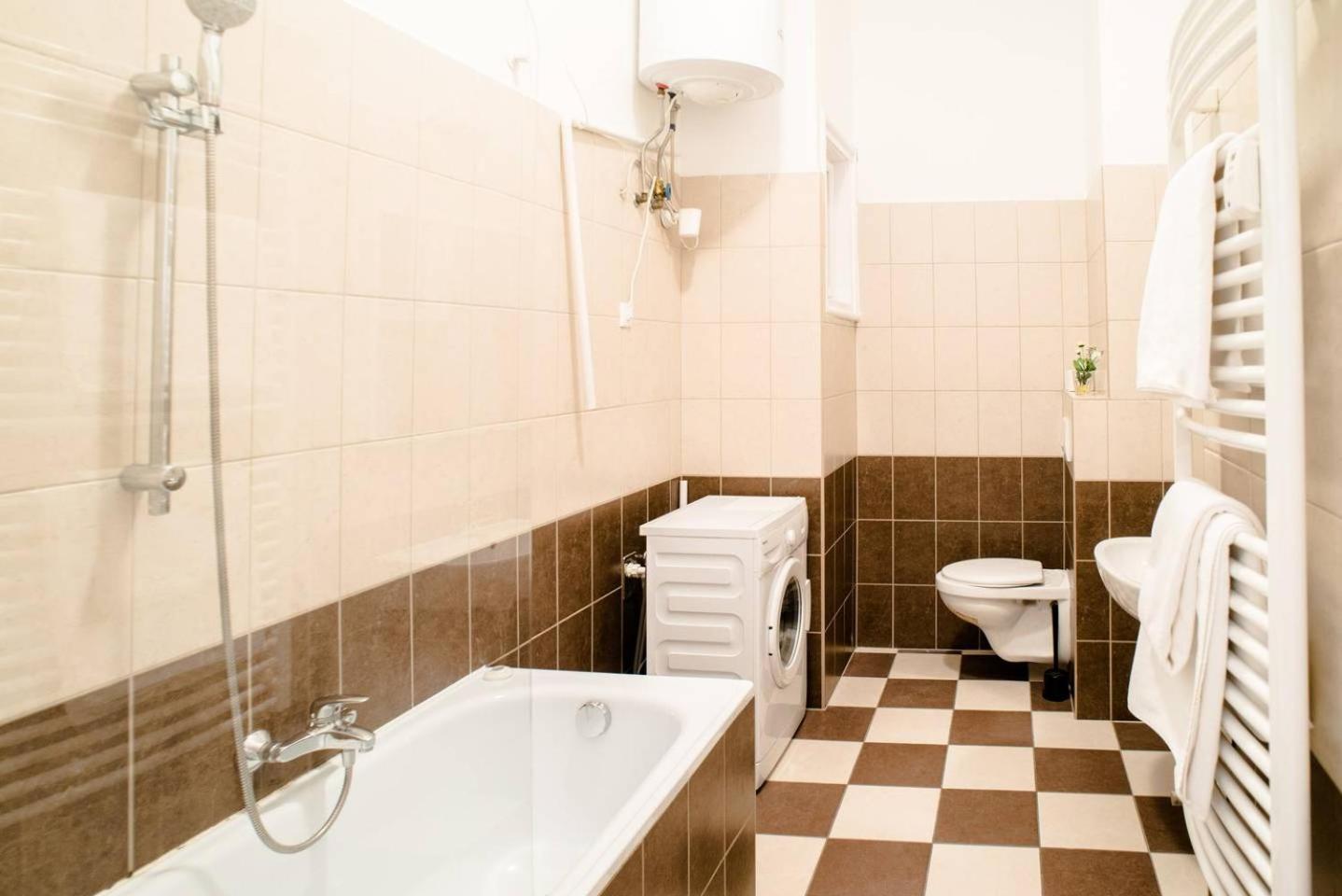 Apartment - Photo 8