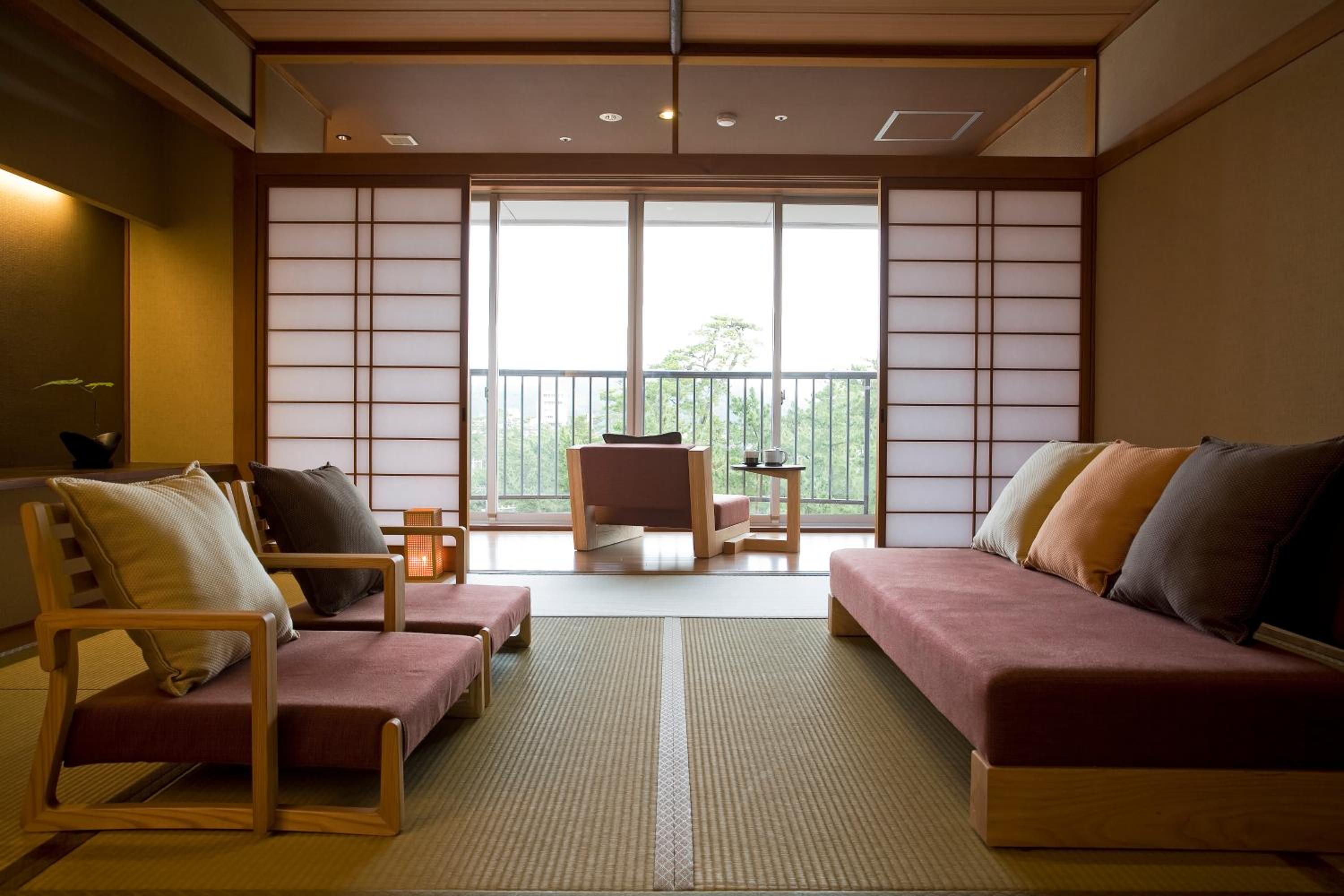 Japanese-Style Deluxe Room E - Non-Smoking (5th Floor) photo 3