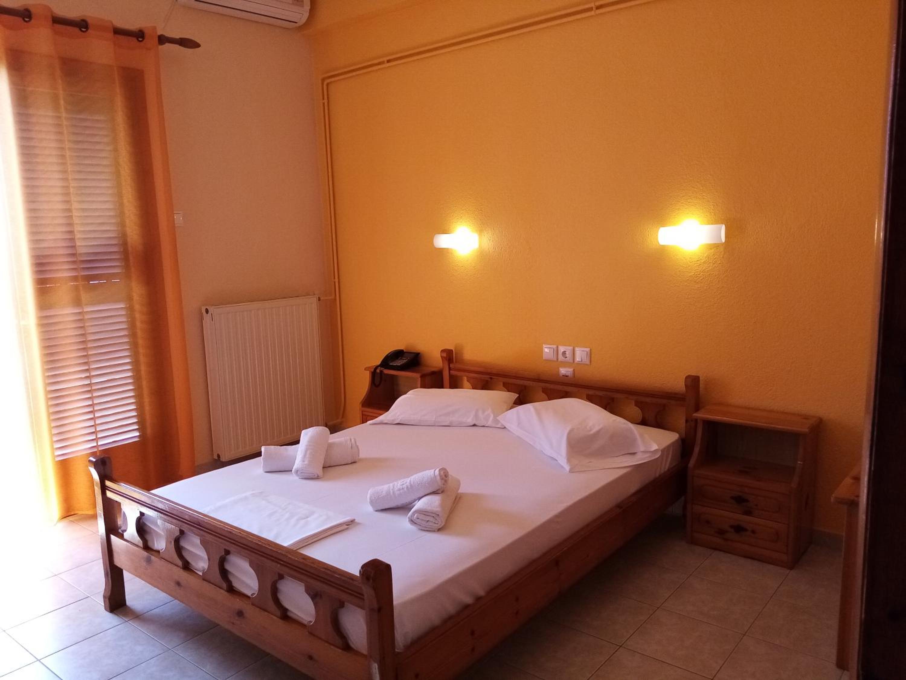 Double or Twin Room with Sea View photo 1