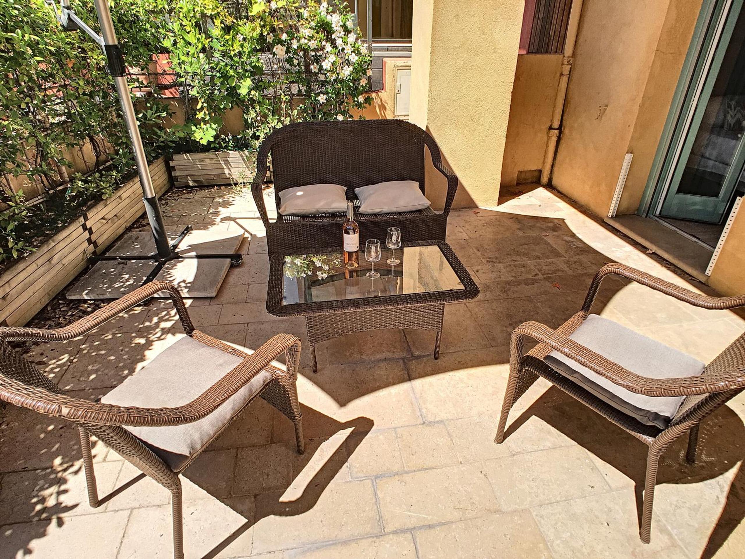 Apartment with Terrace
