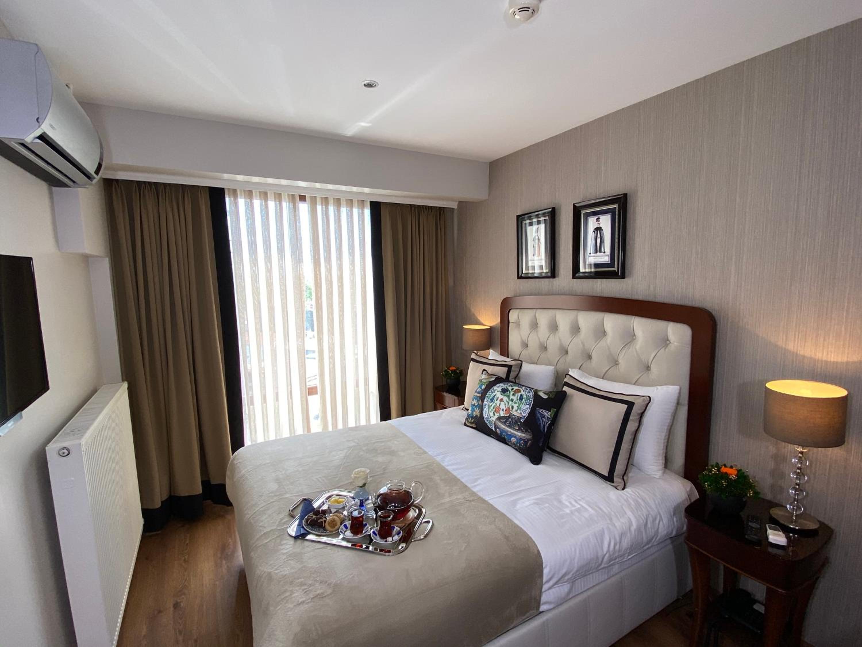Deluxe Double Room with Sea View photo 2