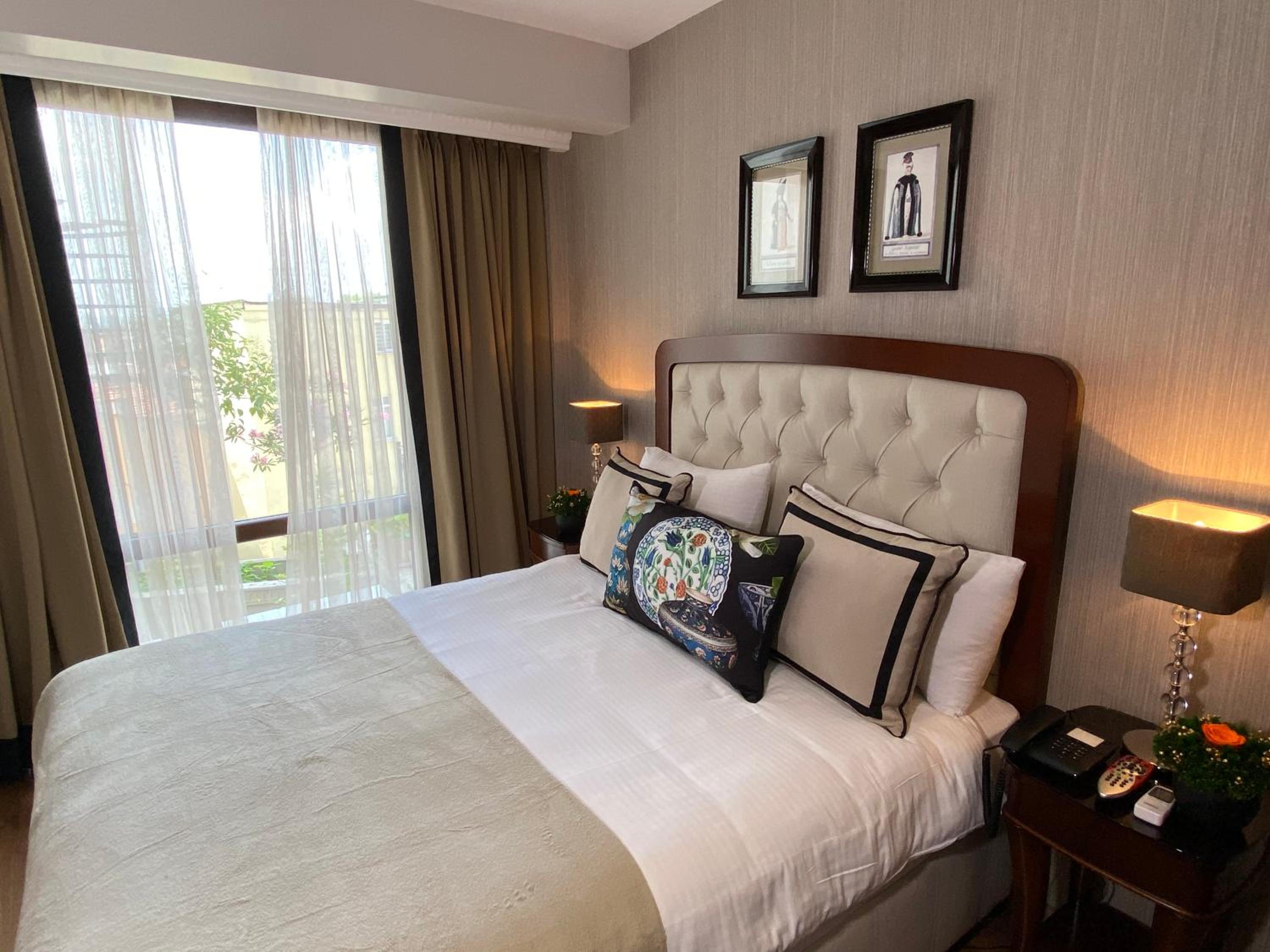Deluxe Triple Room with Sea View photo 1
