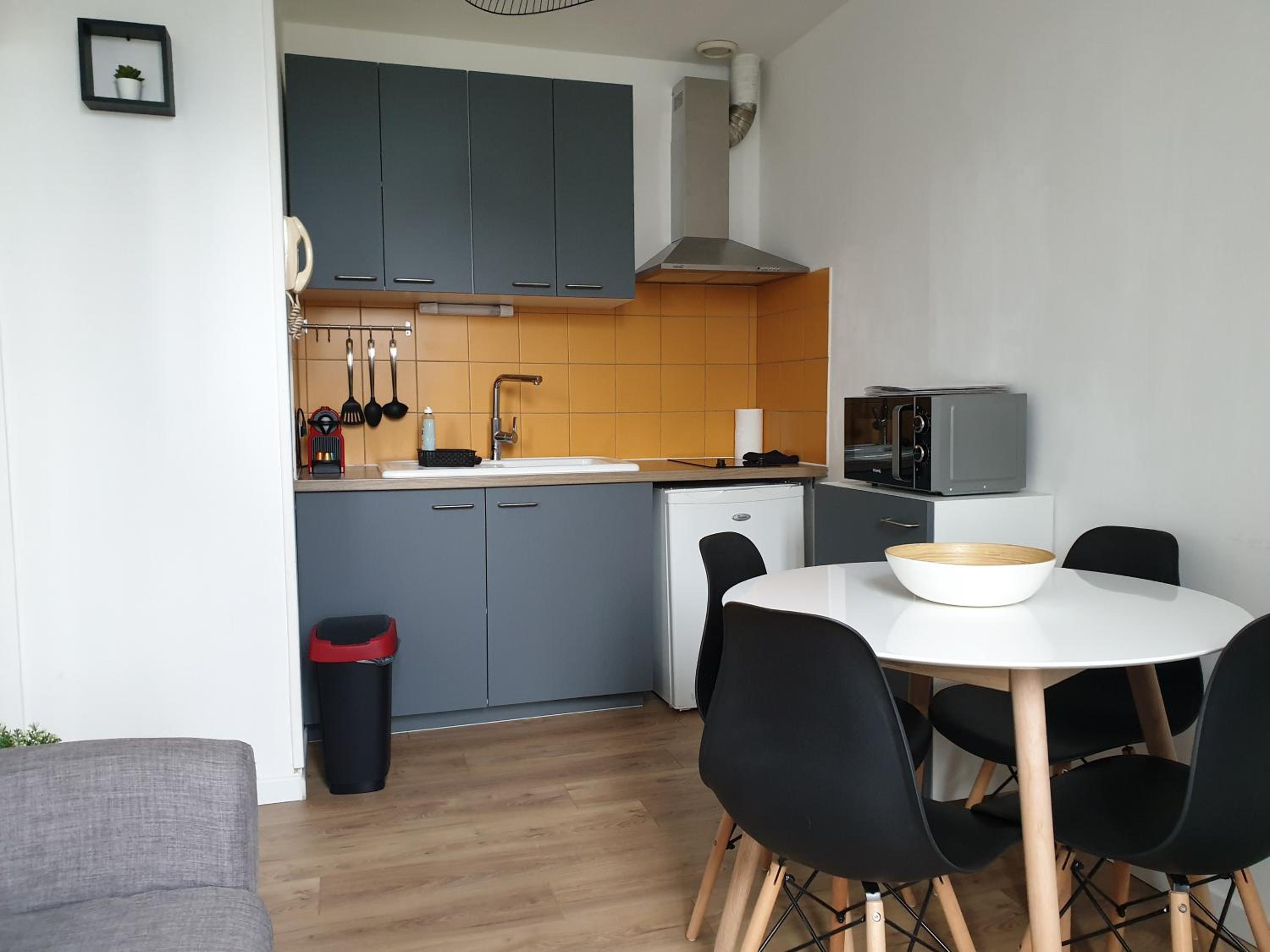 Apartment - Ground Floor photo 2