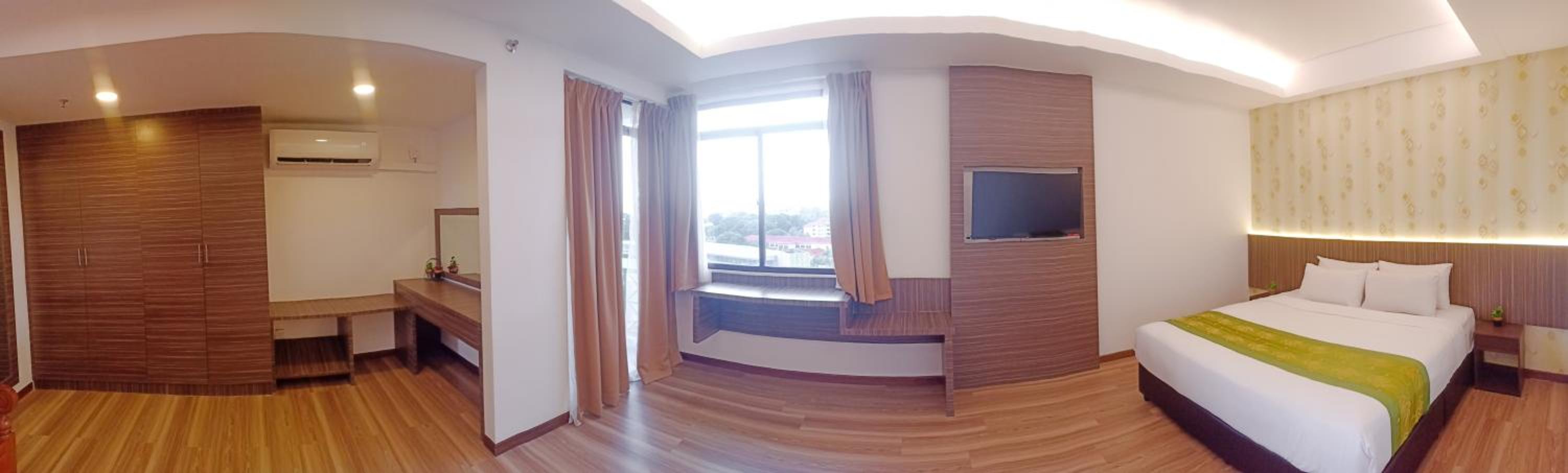 Suite Room - Photo 4