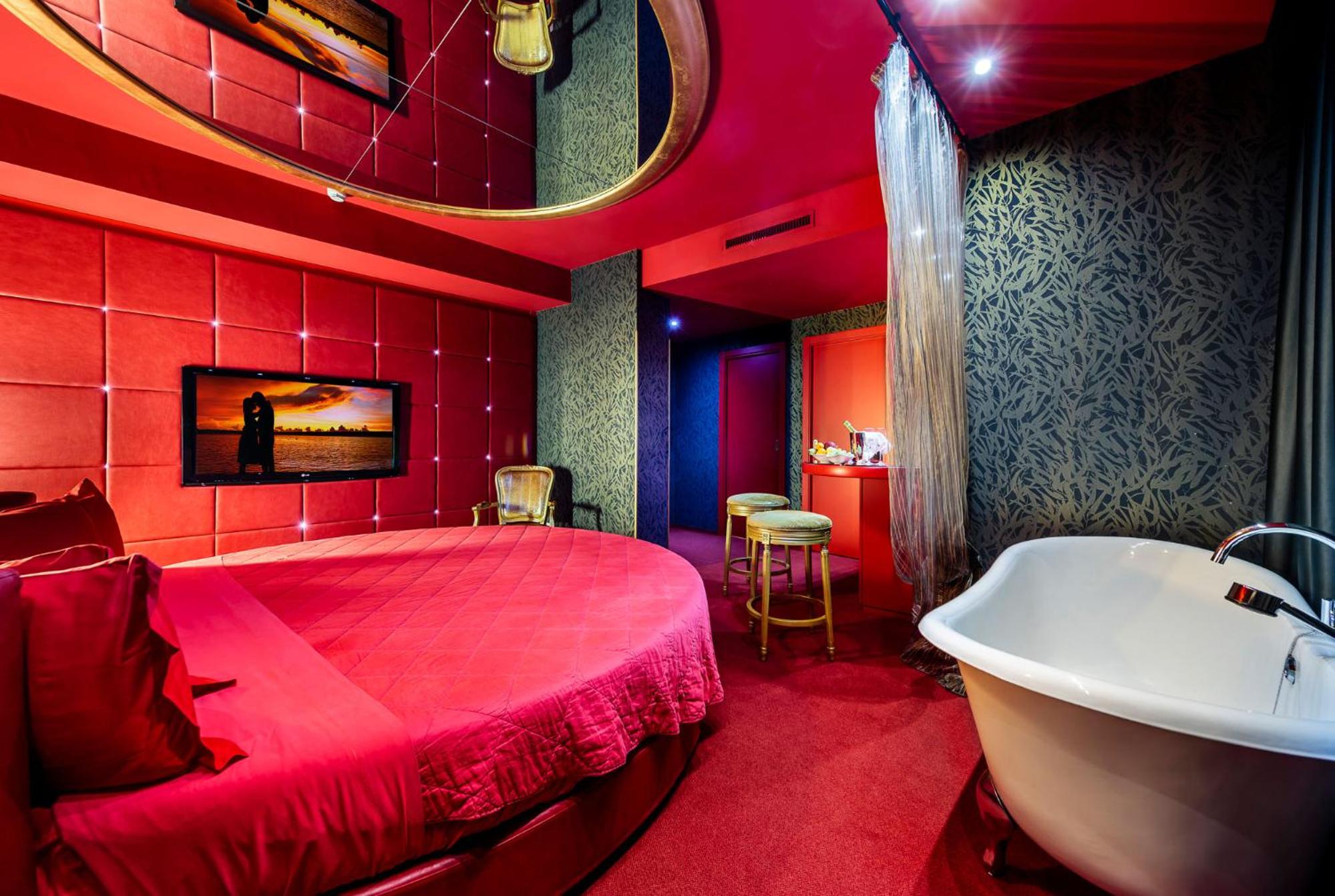 Superior Suite - Photo 1
