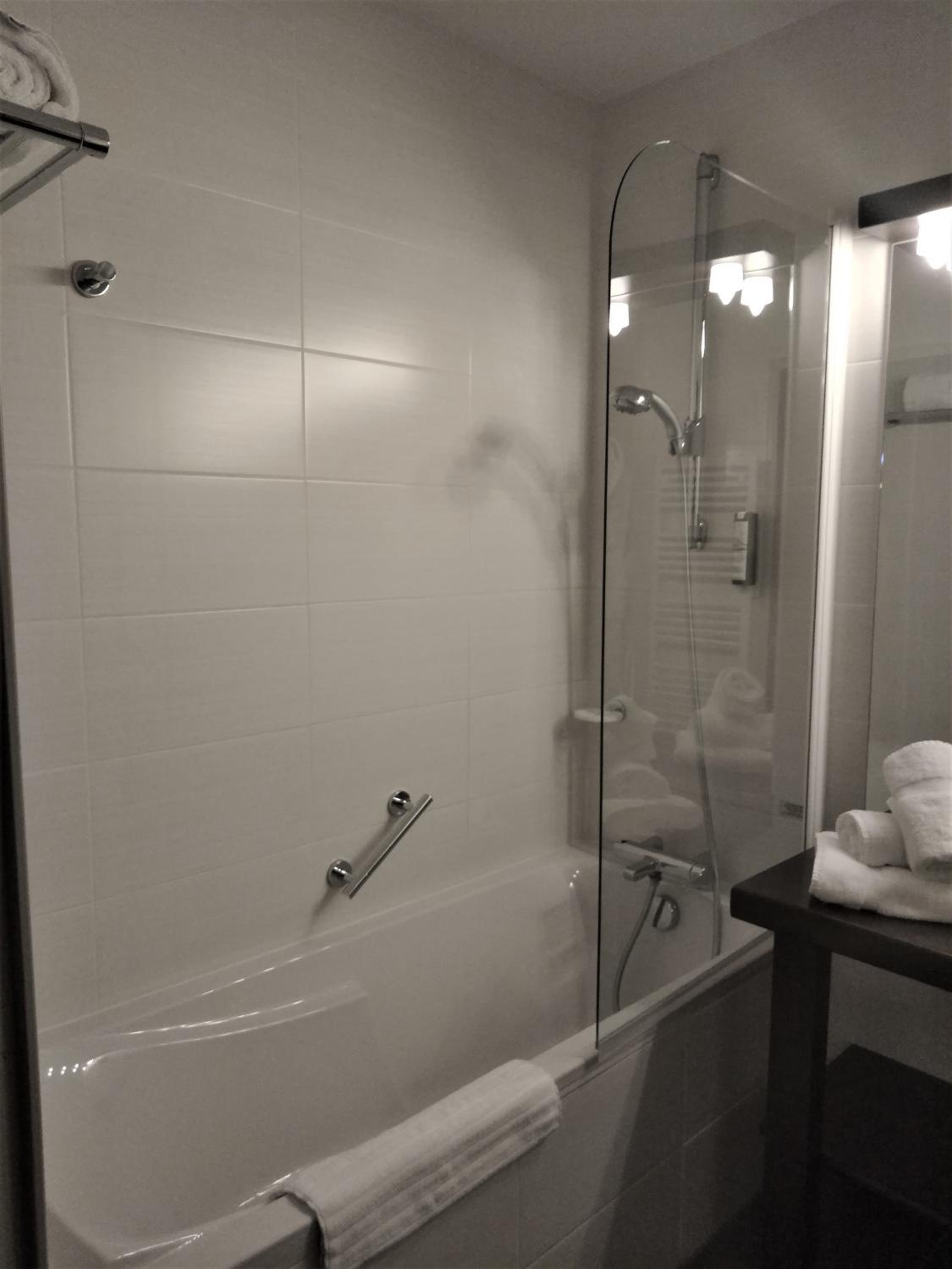 Suite Apartment with Garden Side (2 Adults + 2 Children) - Photo 4