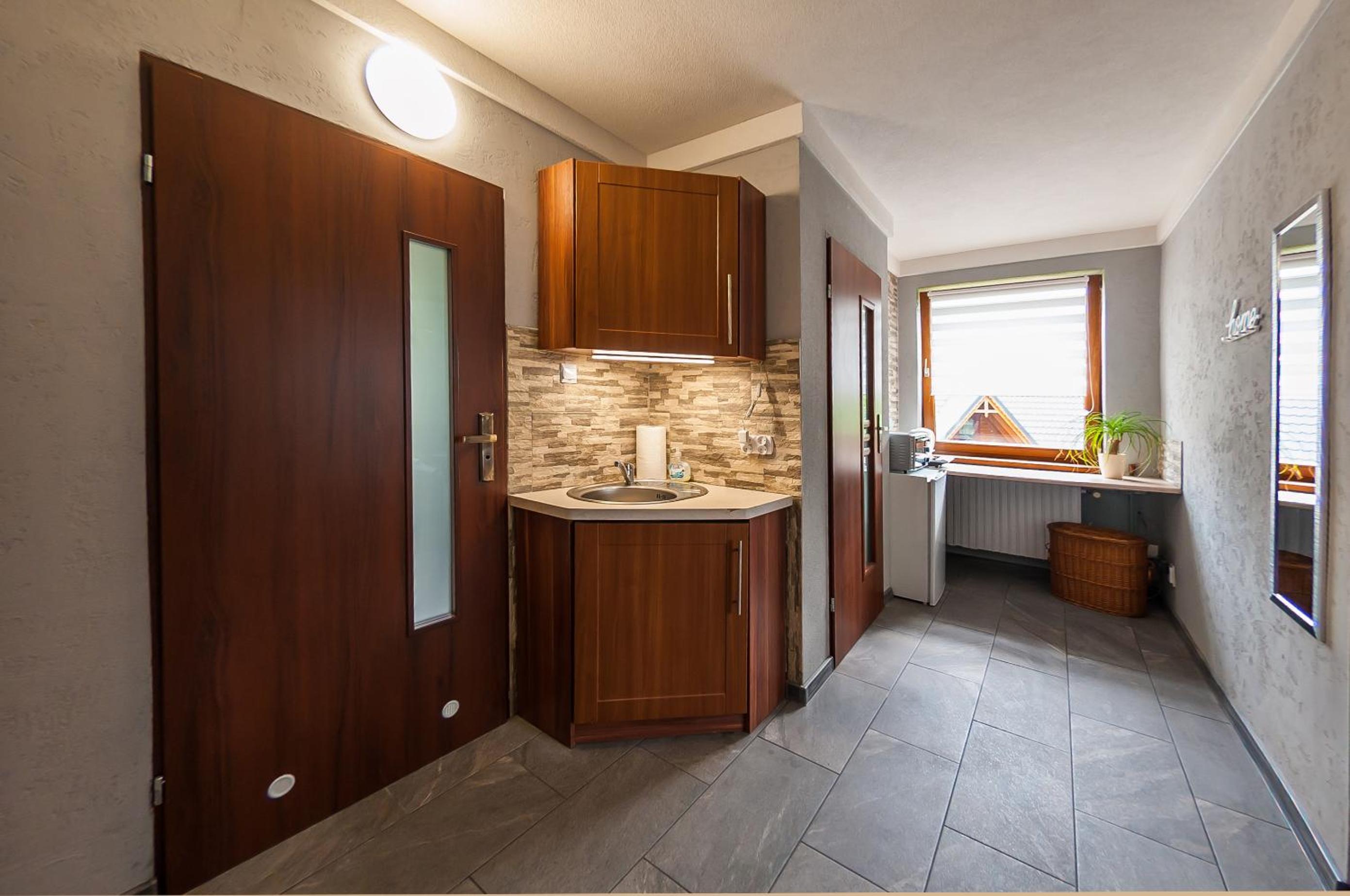 Apartment with Balcony photo 2