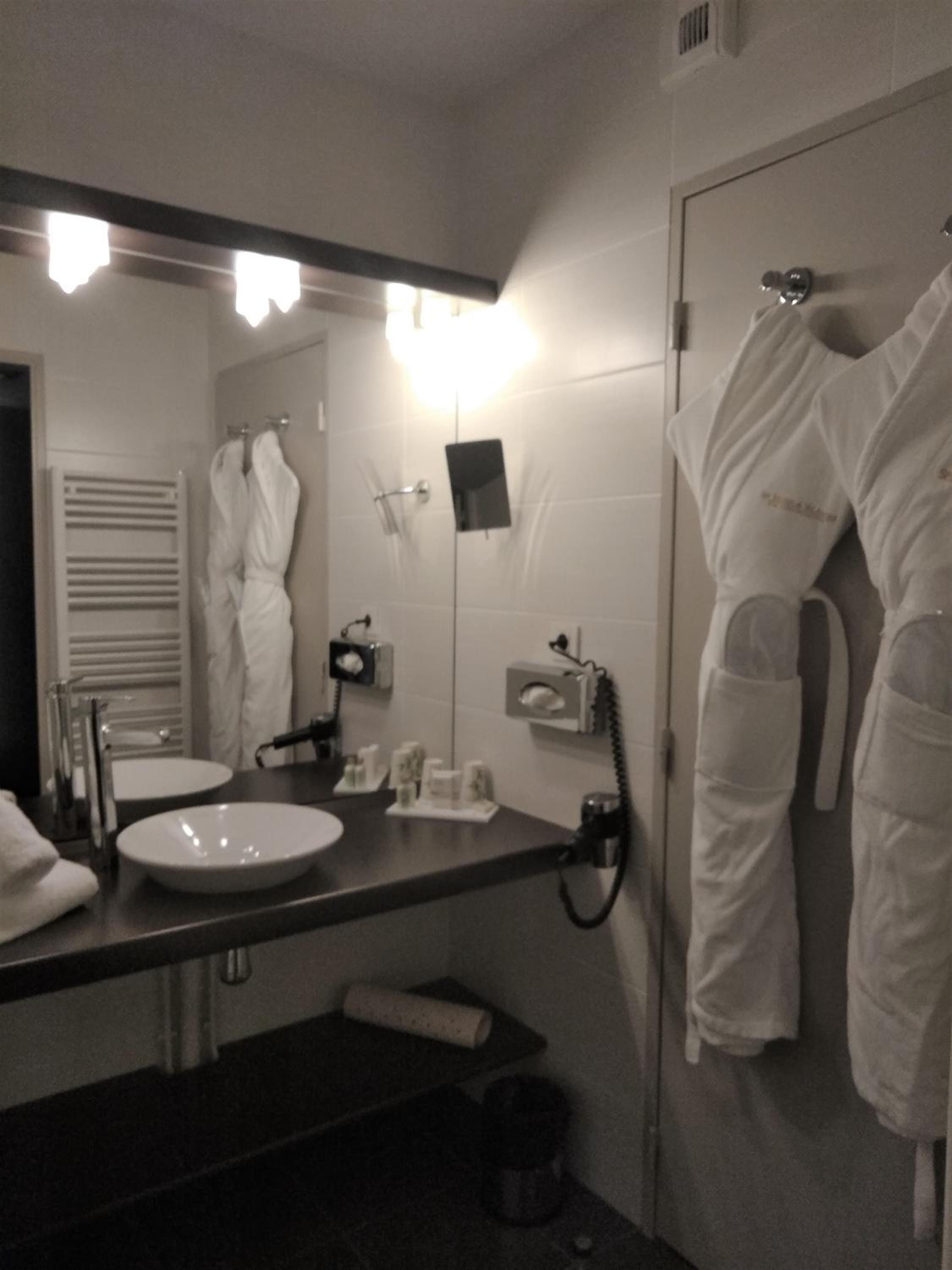 Deluxe Double Room with Sea View - Spa Access - Photo 4