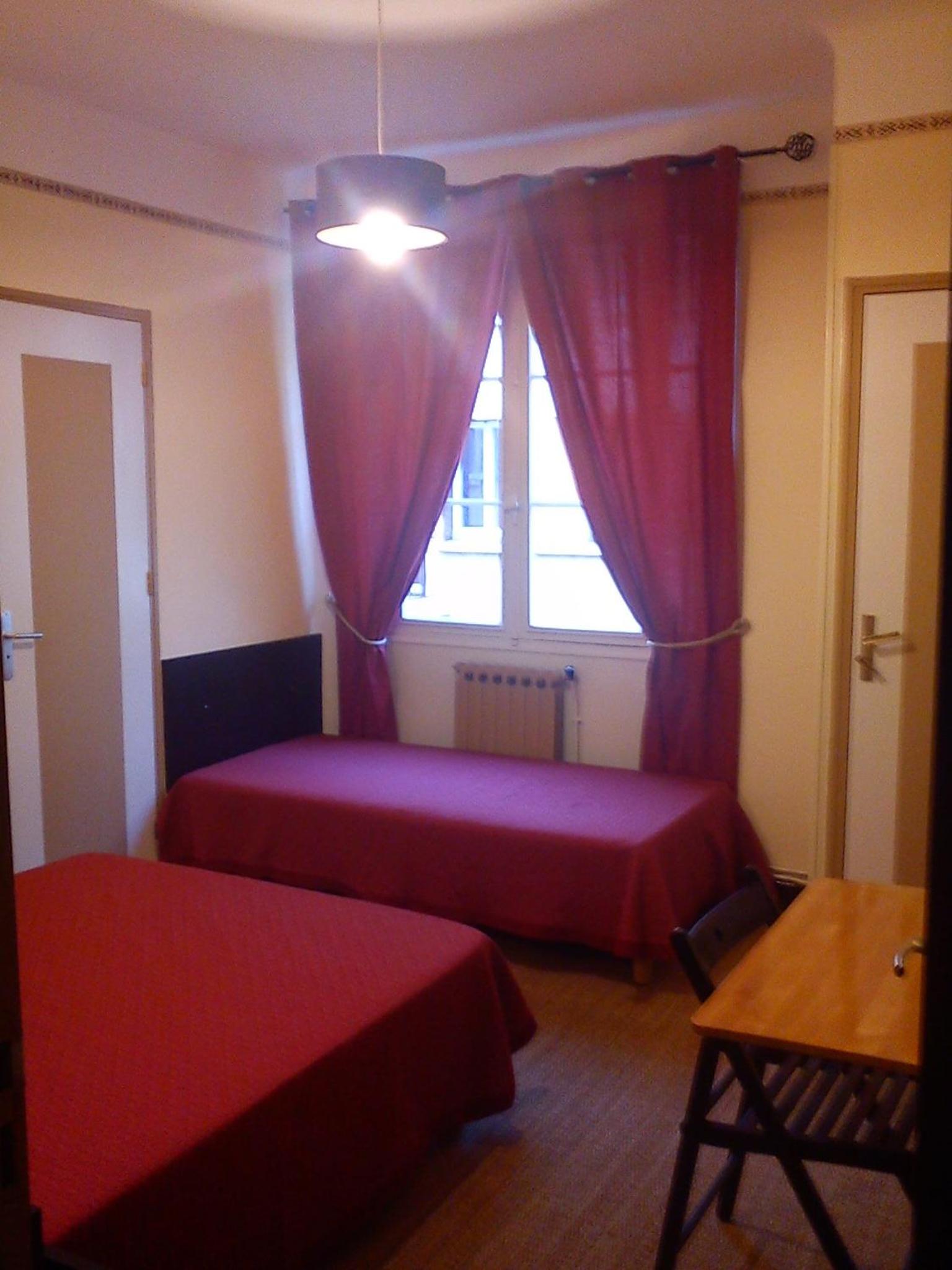 Triple Room - Photo 6