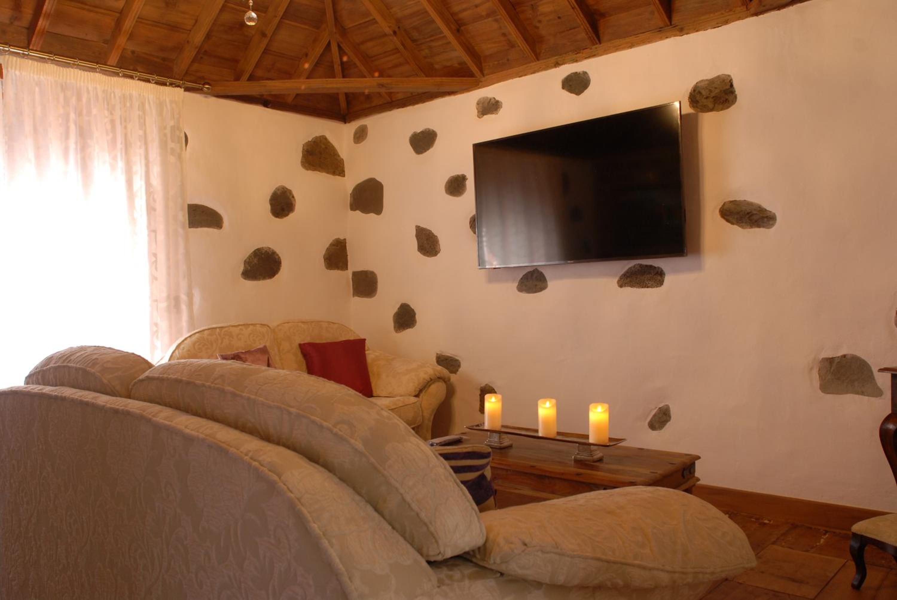 Casa de cuatro habitaciones