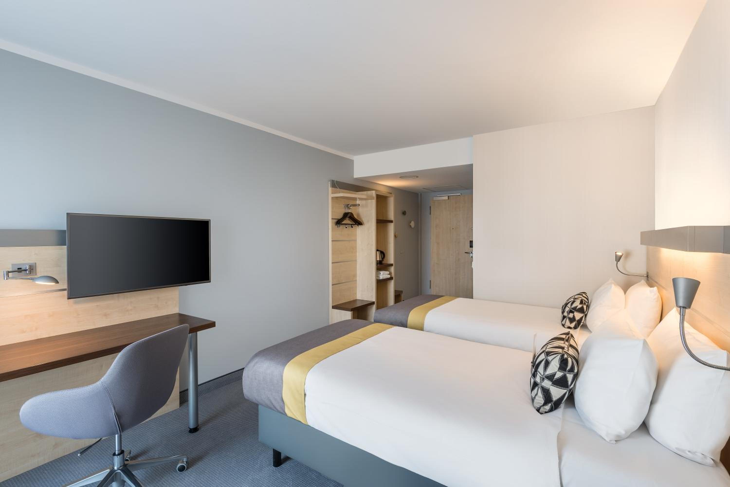 Standard Room with Two Single Beds - Photo 6