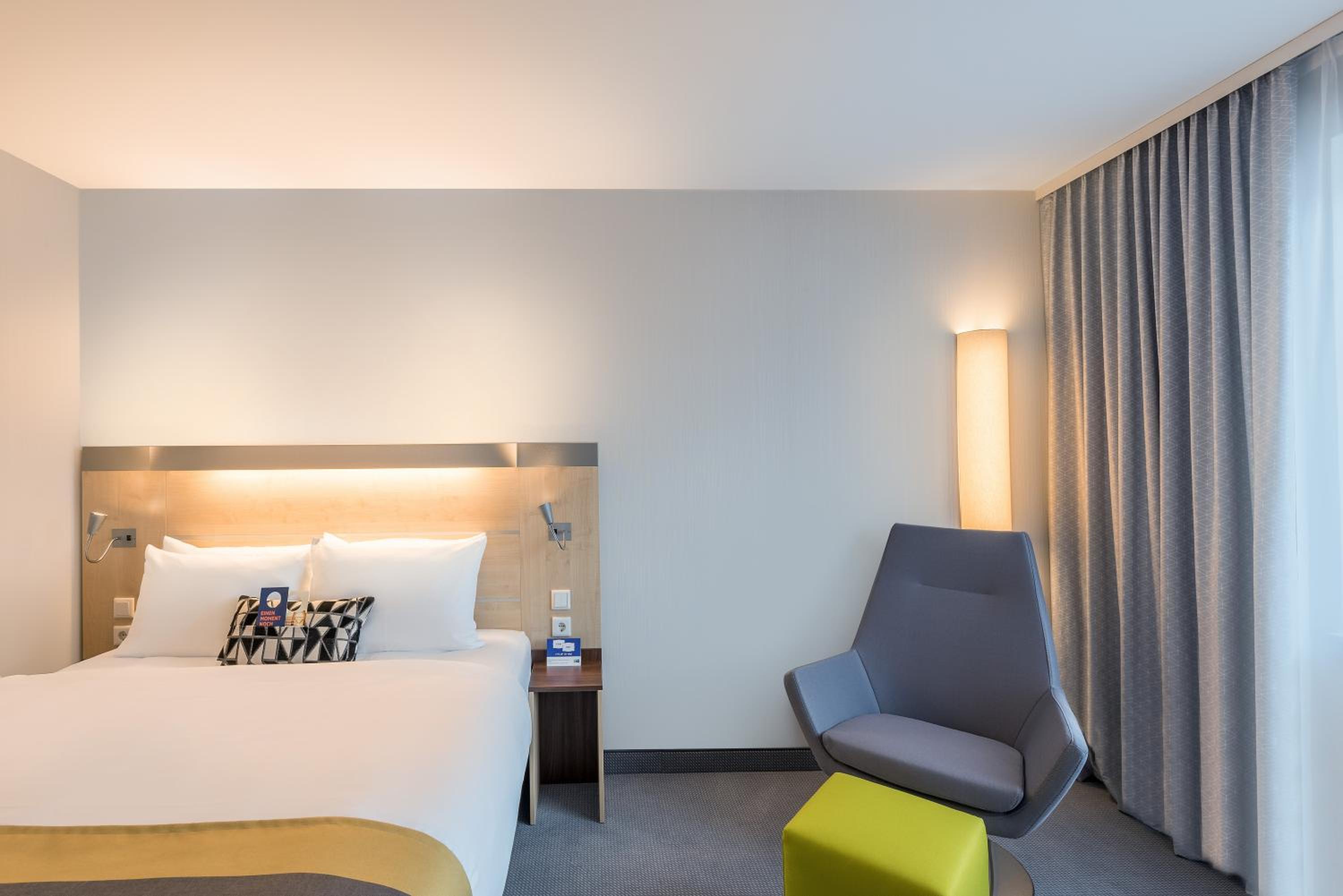 Standard Room - Photo 1