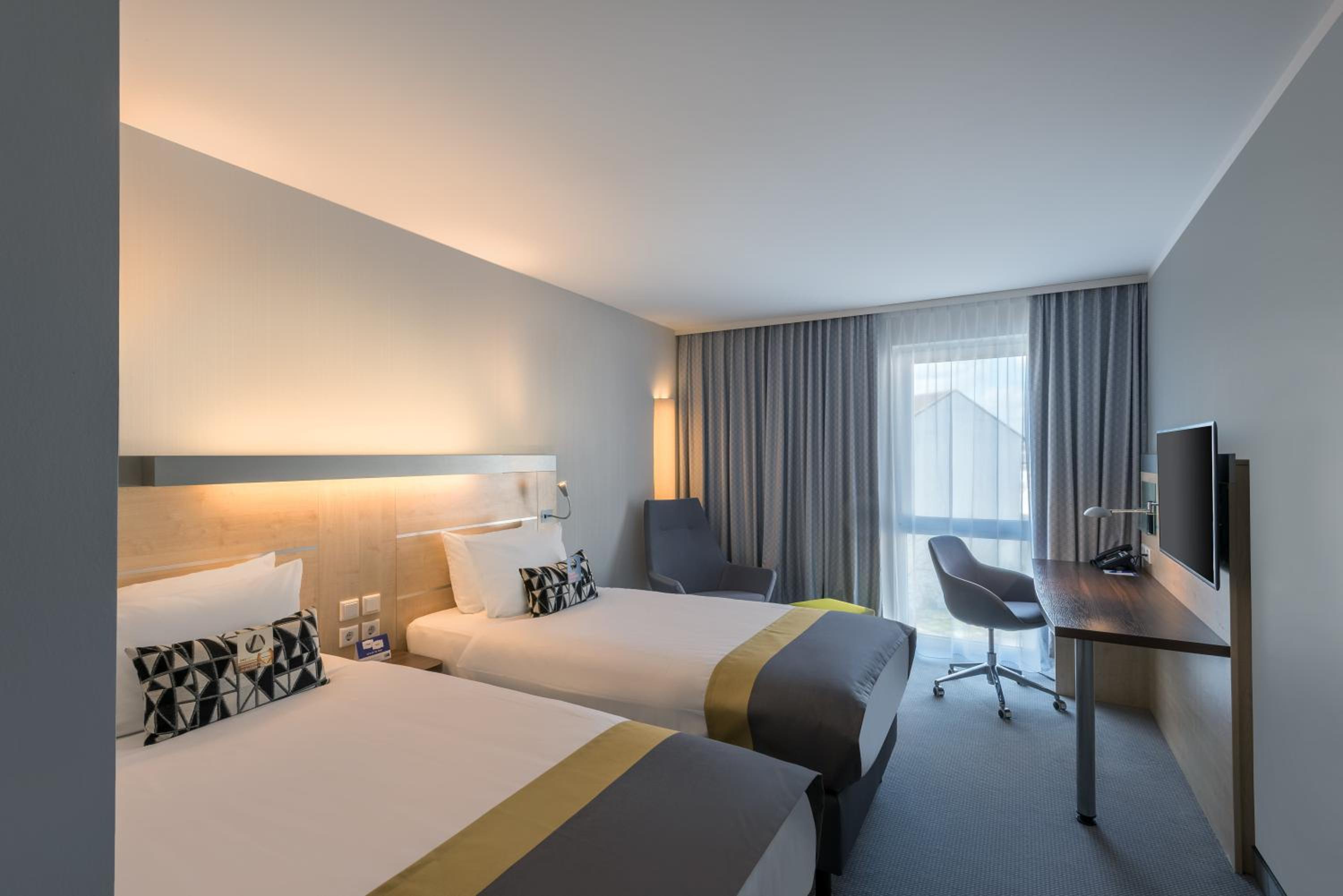 Standard Room with Two Single Beds - Photo 5