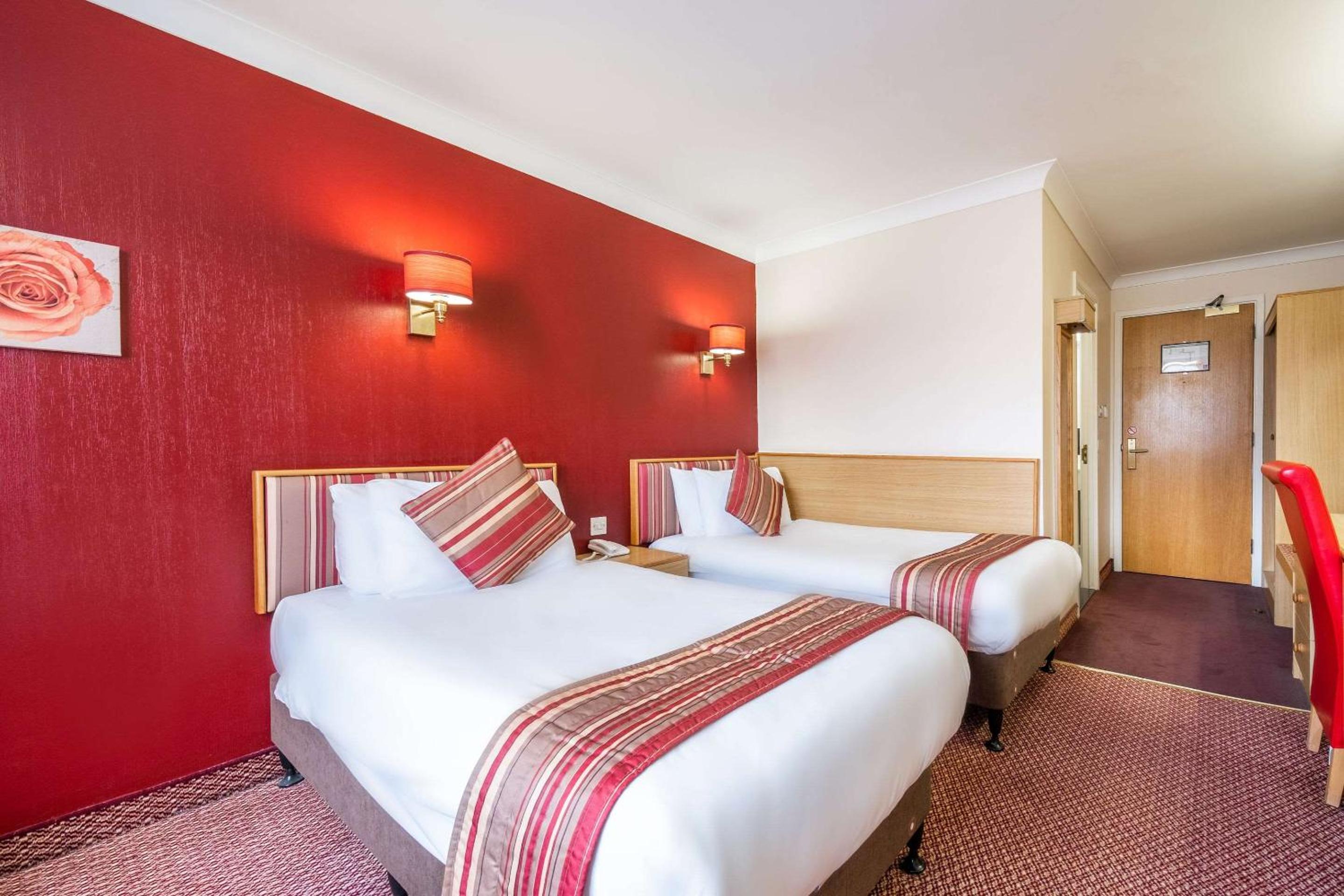 Twin Room - Photo 4
