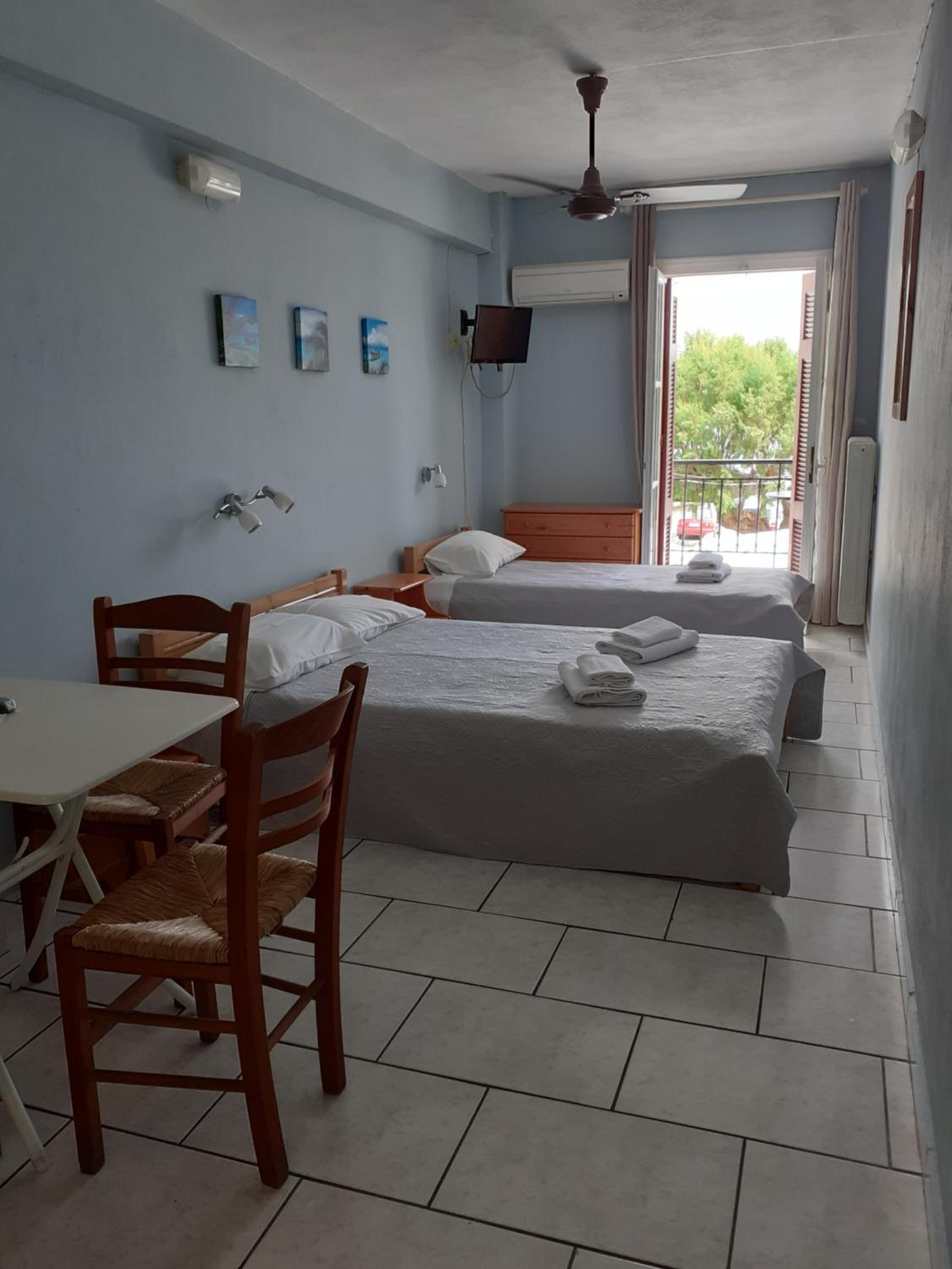 Superior Triple Room with Sea View - Photo 1
