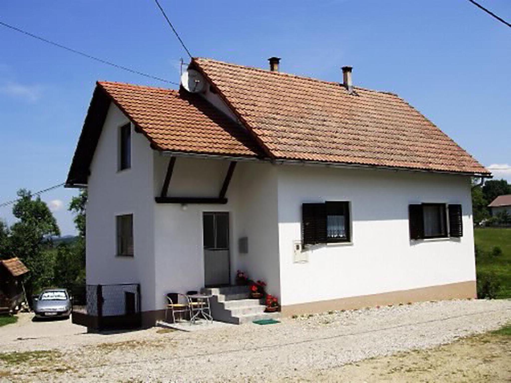 Two-Bedroom House photo 3