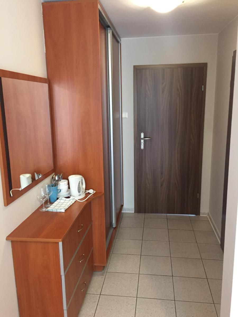 Double Room with Balcony - Photo 3