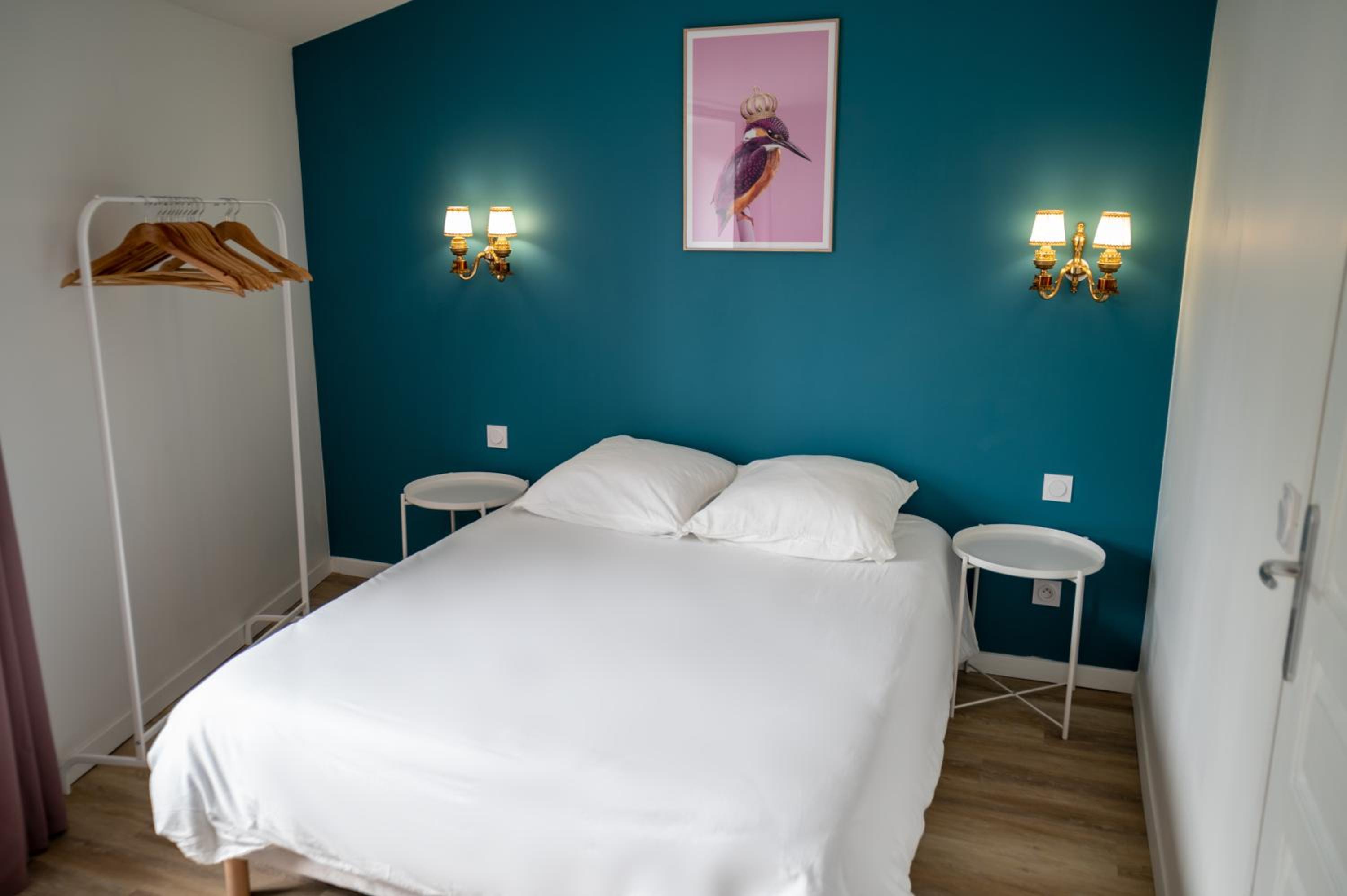 One-Bedroom Apartment - Photo 10