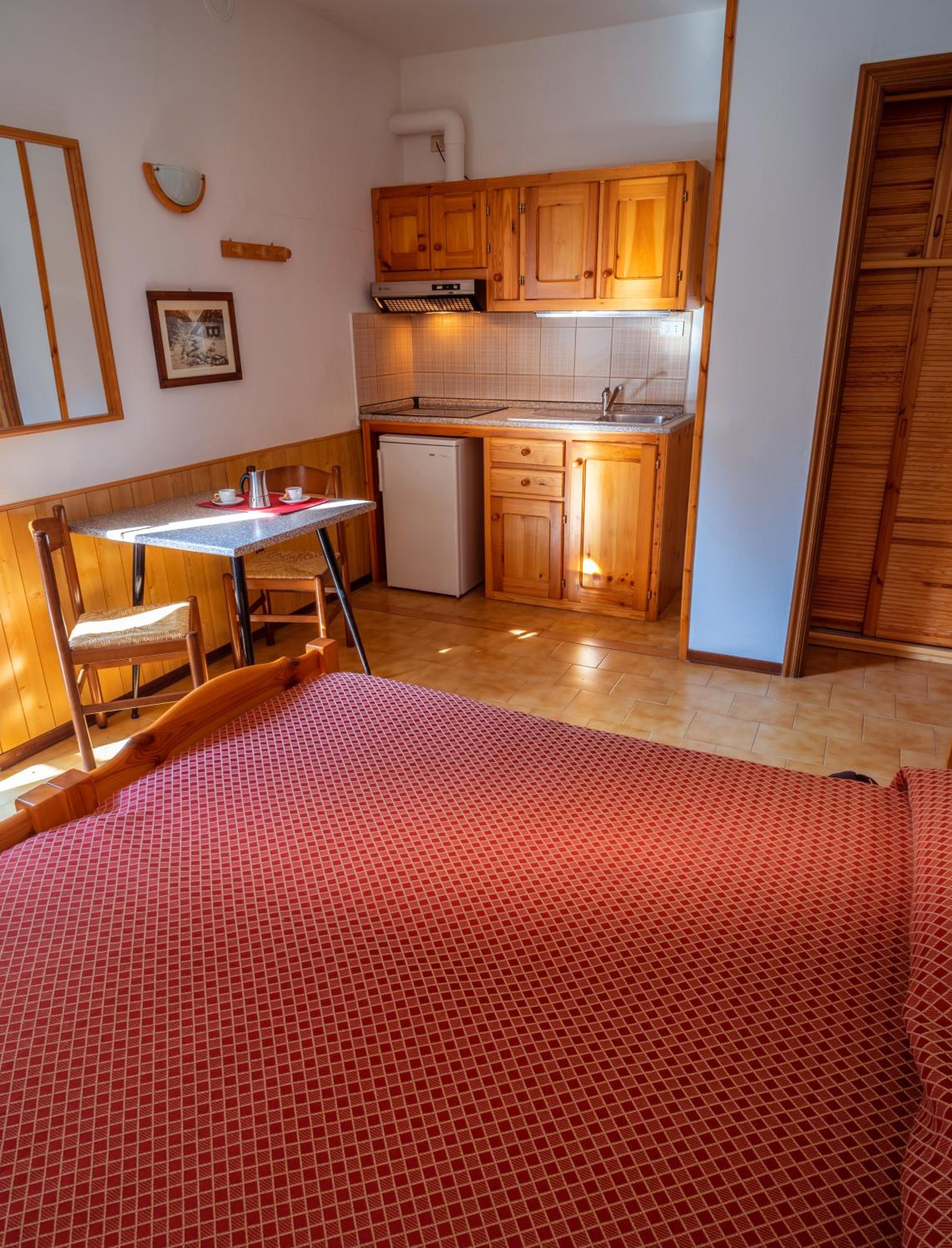 Studio Apartment