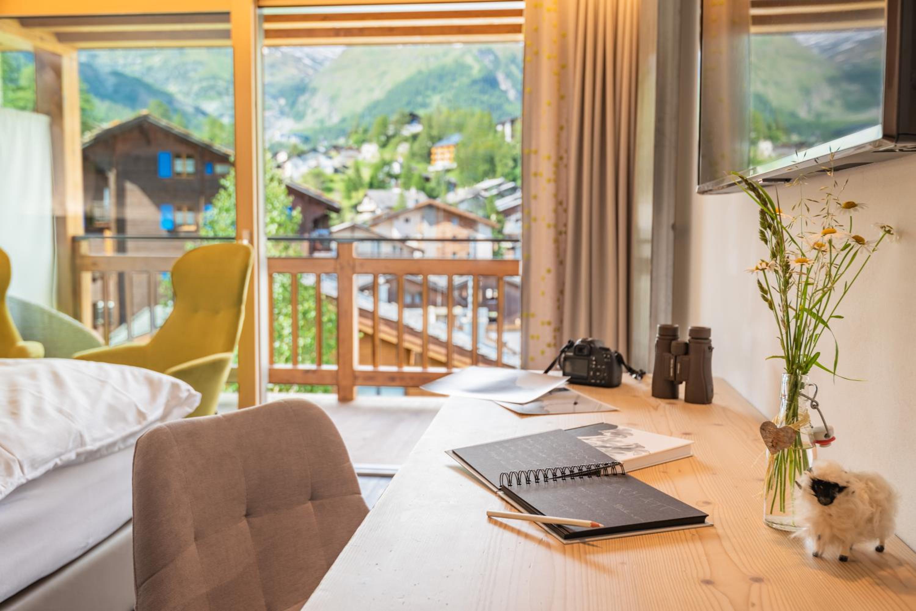 Design Double Room with Matterhorn View - Photo 2