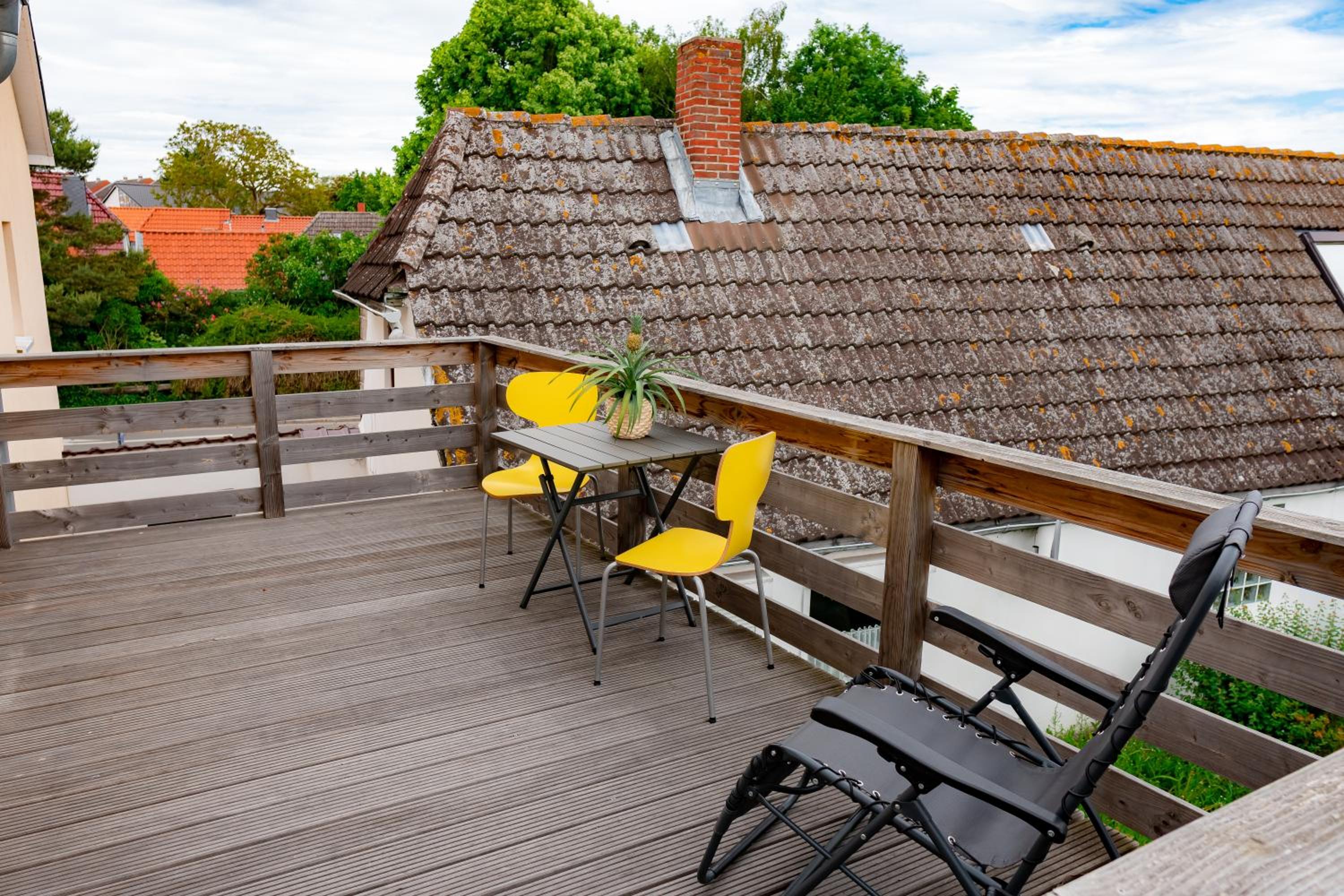 Apartment with Balcony