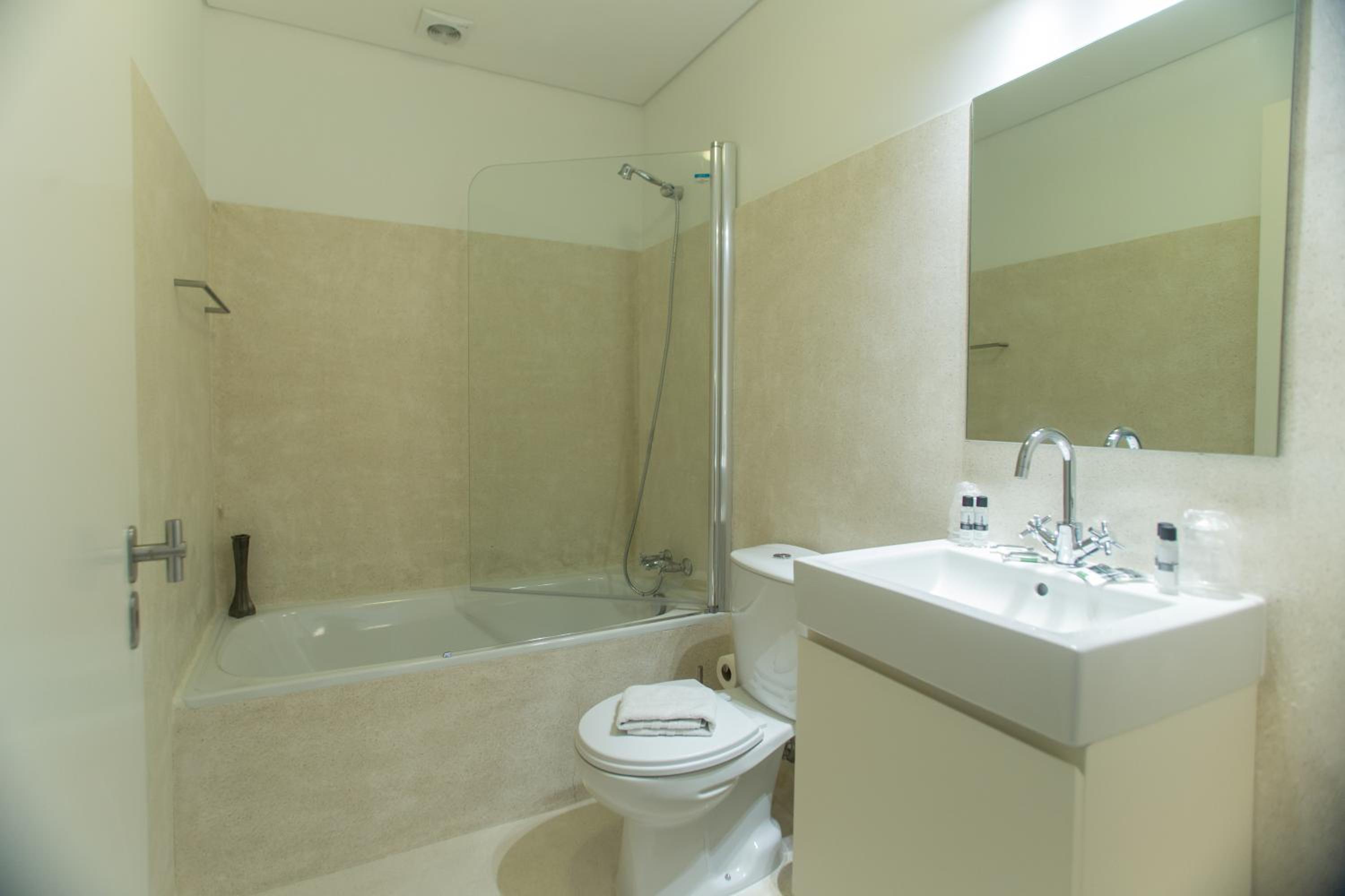 One-Bedroom Apartment - Photo 7