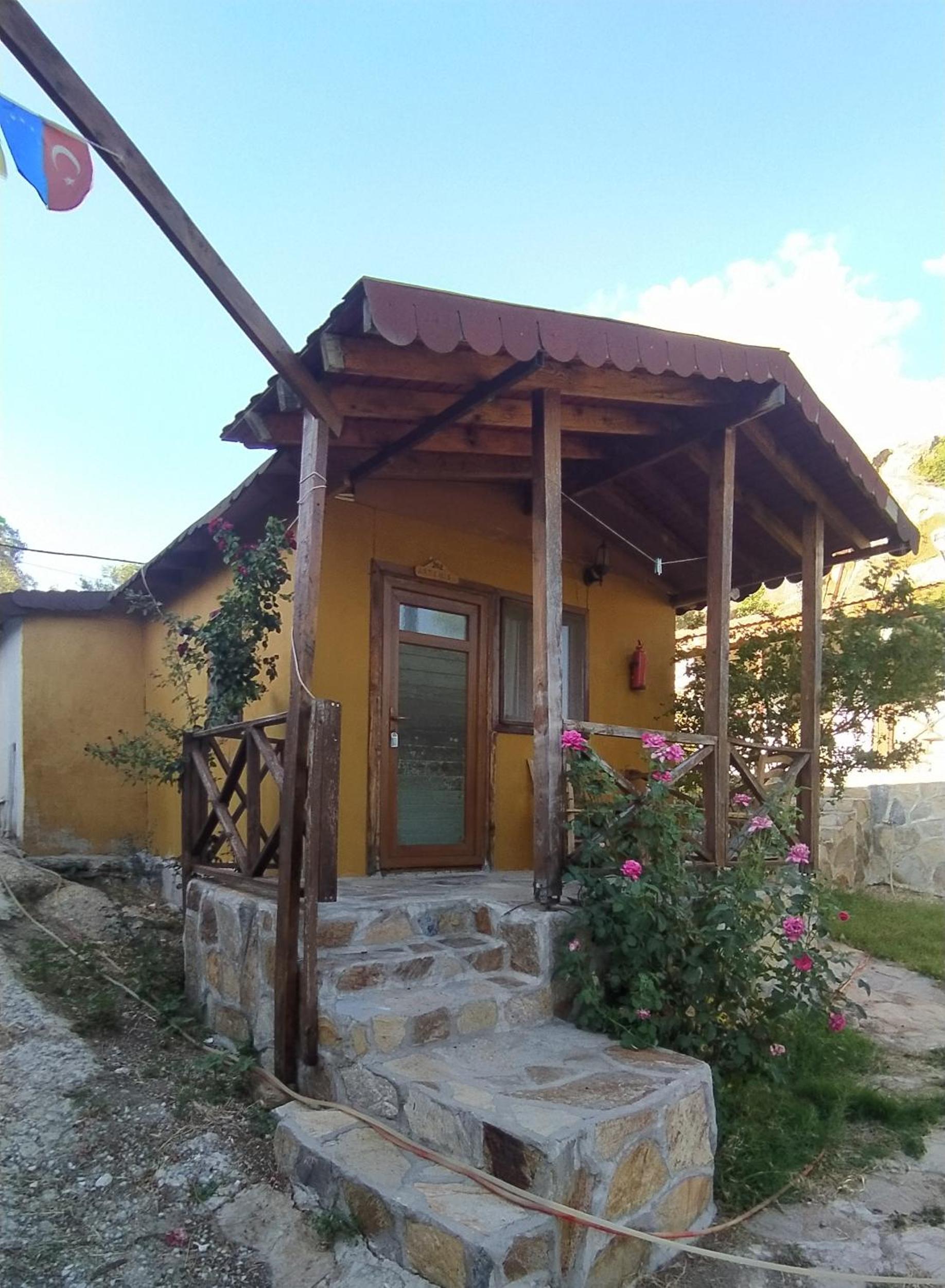 One-Bedroom Bungalow photo 2