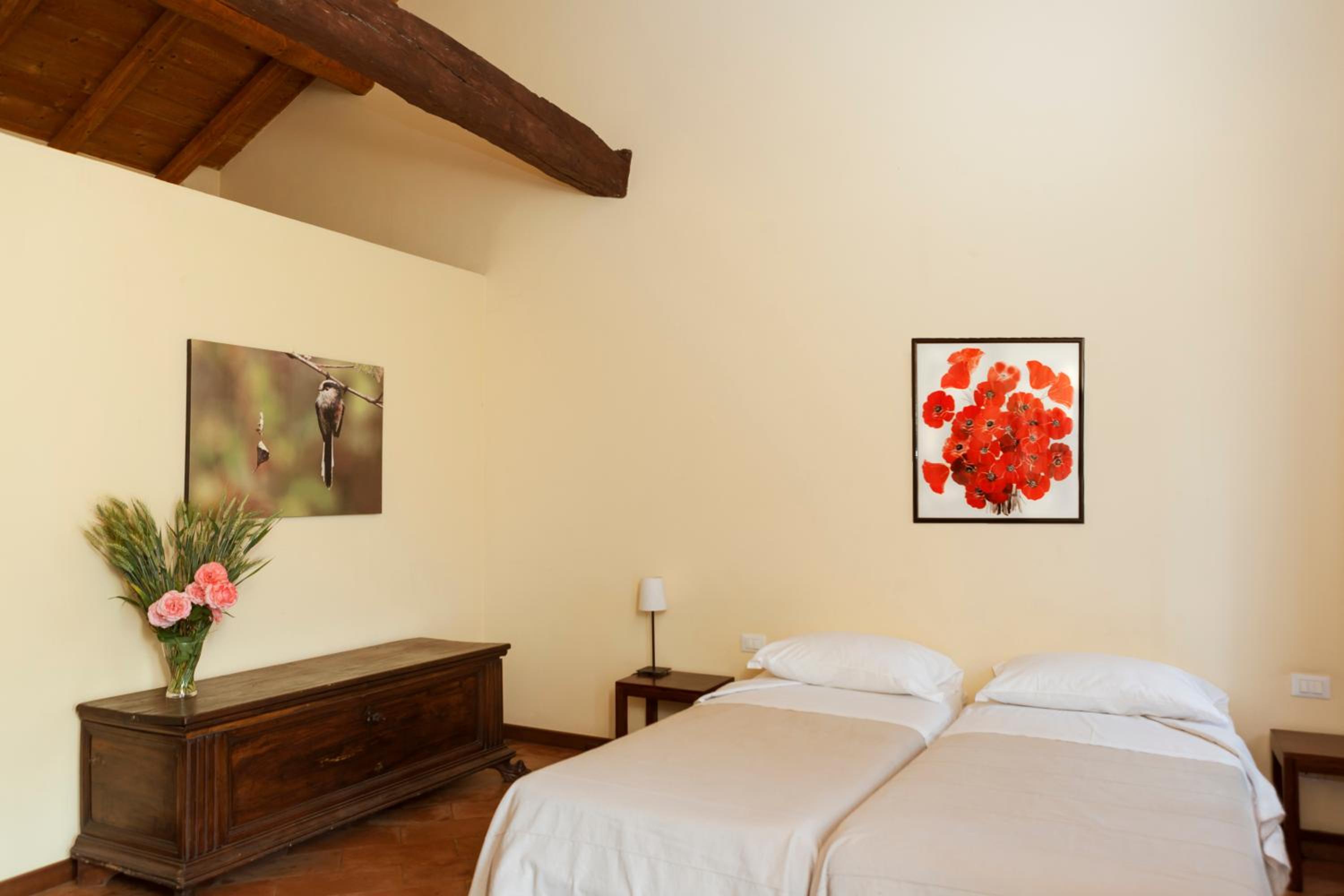 Superior Deluxe Double or Twin Room  photo 1
