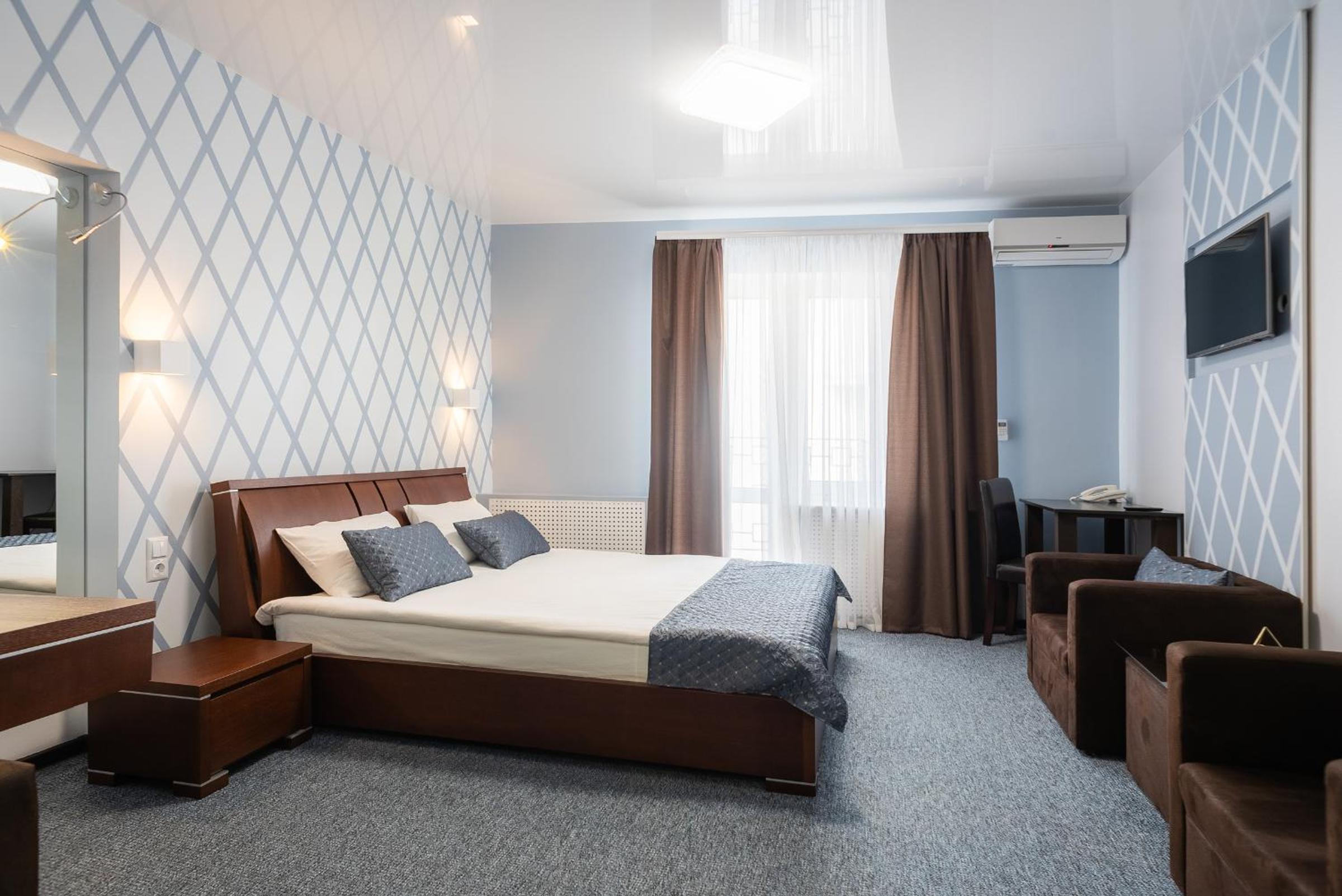 Junior Suite with Balcony