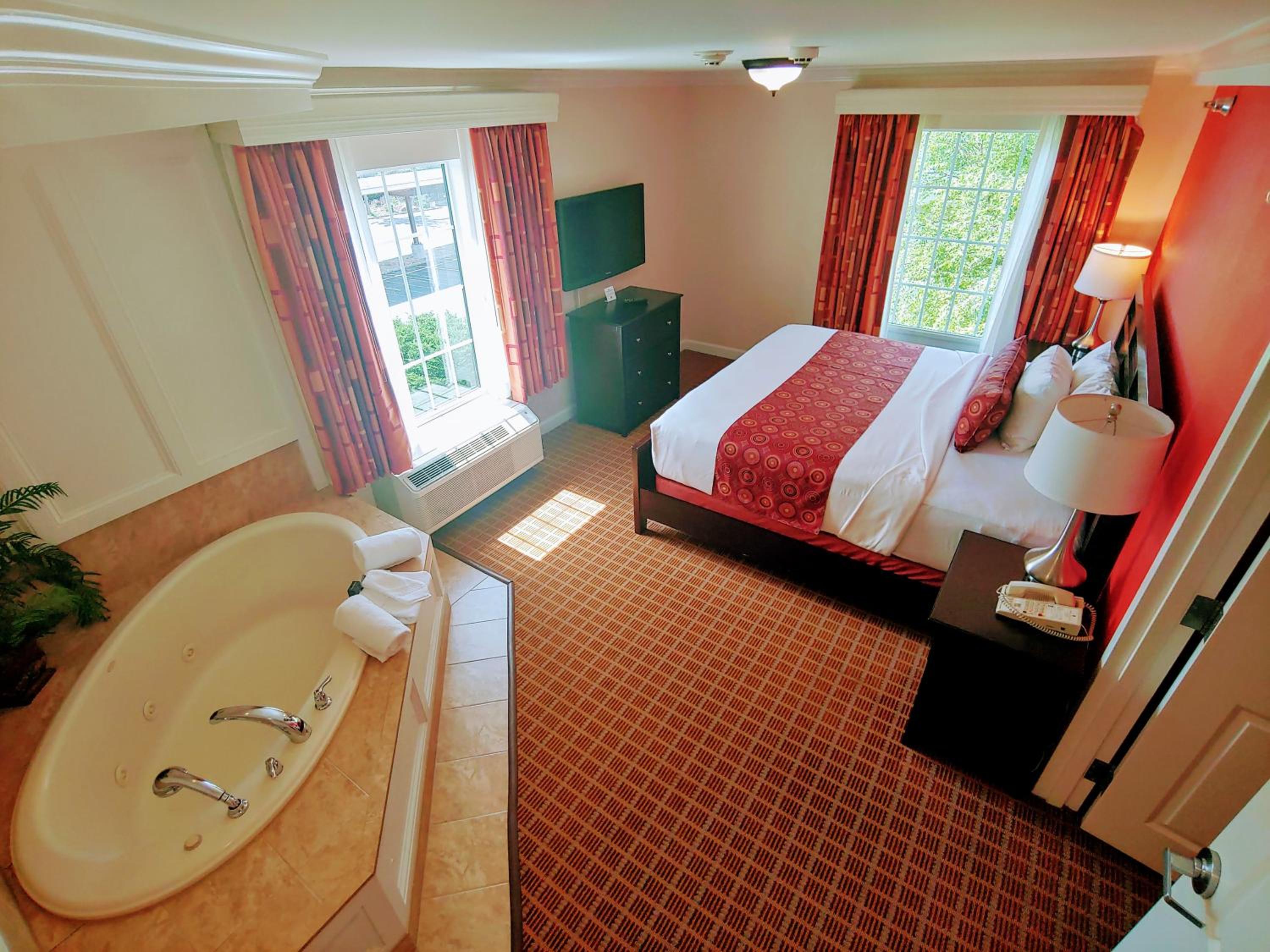 King Suite with Spa Bath