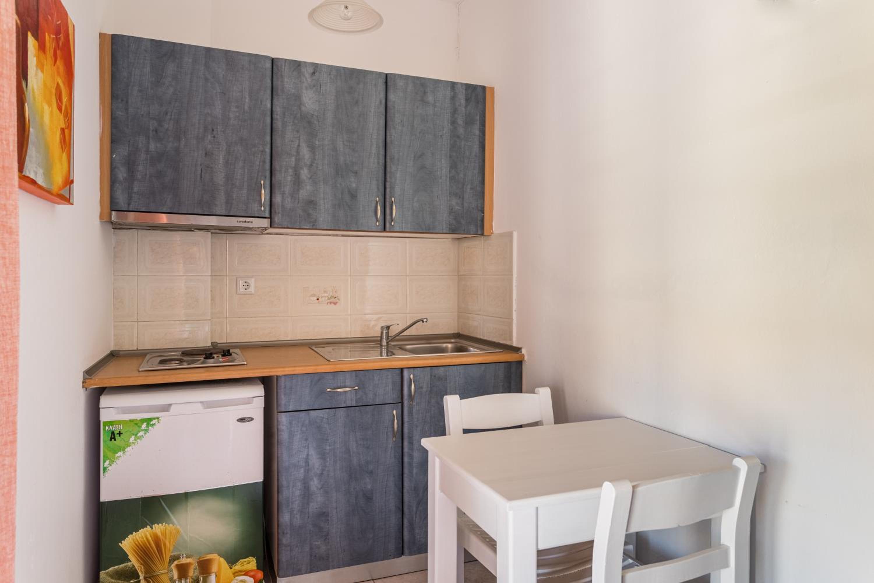 One-Bedroom Apartment - Photo 24