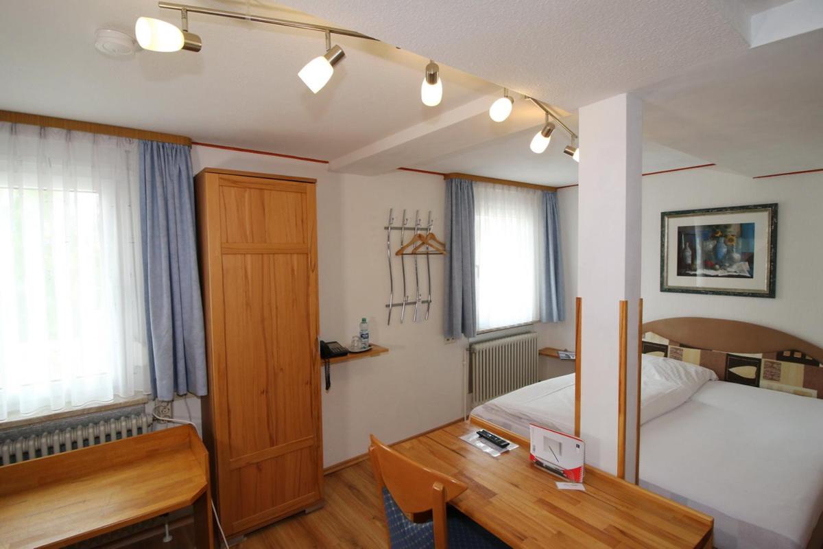 Triple Room with Shower - Photo 4