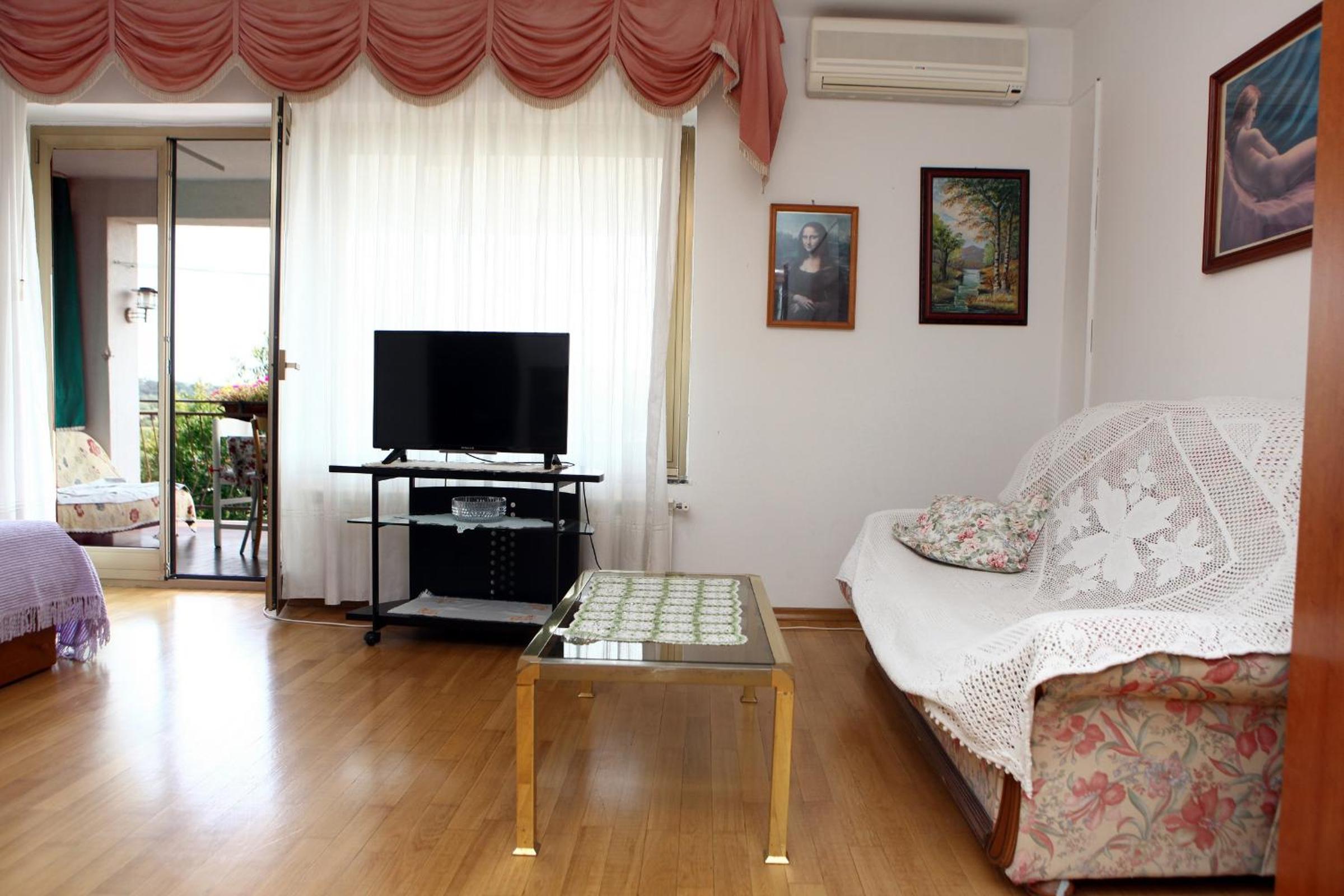 Deluxe Double Or Twin Room photo 3
