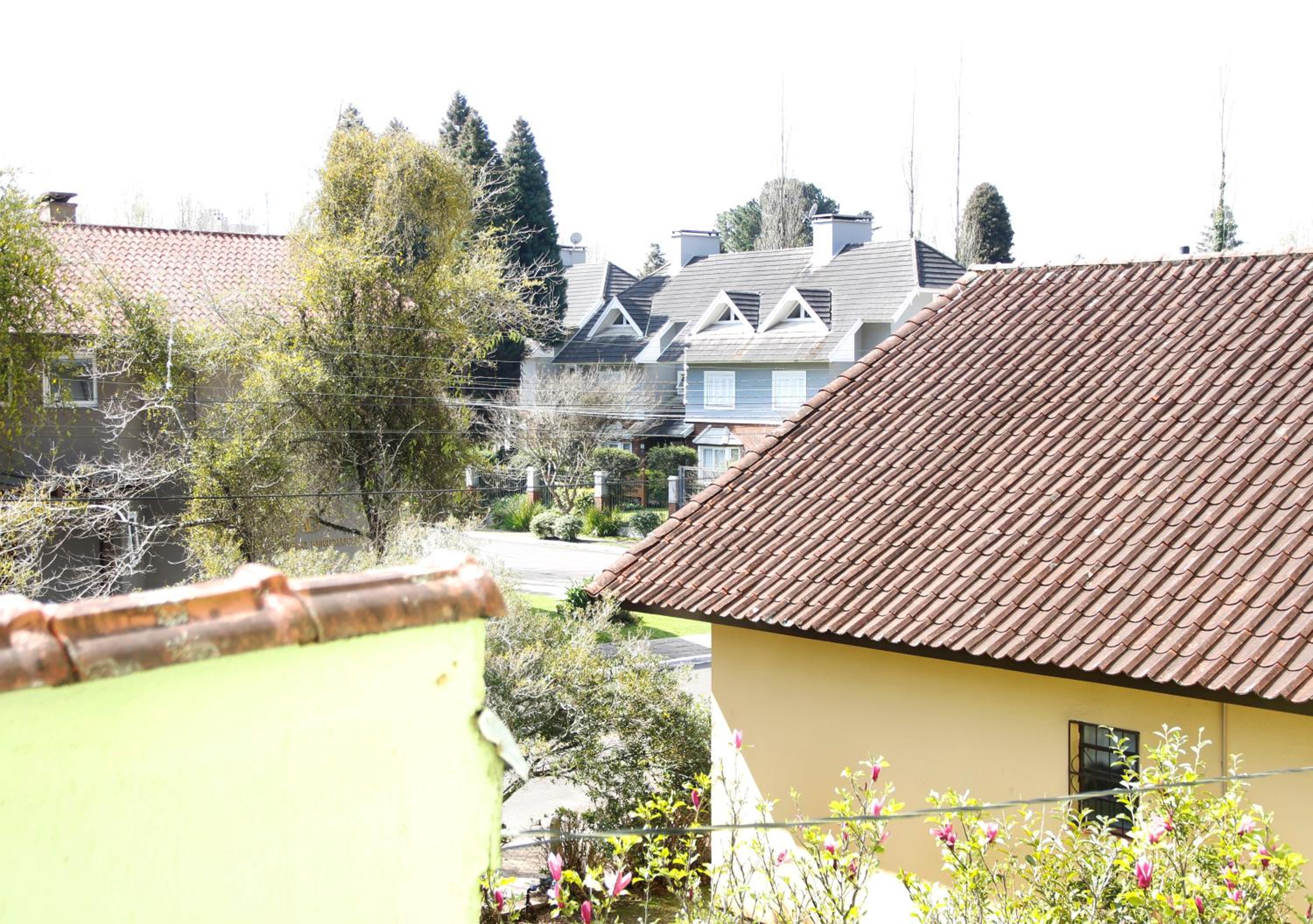 Apartment with Balcony photo 2