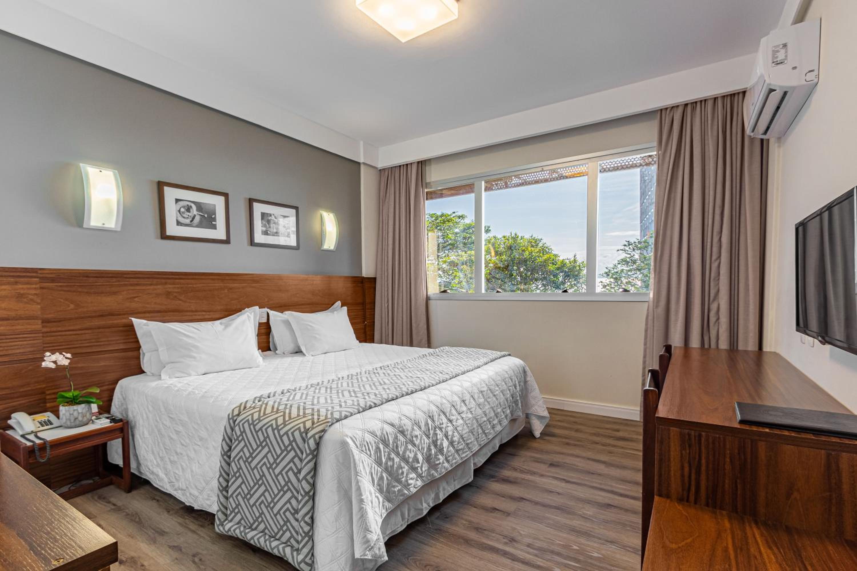 DoubleRoom with Double Bed - Photo 2