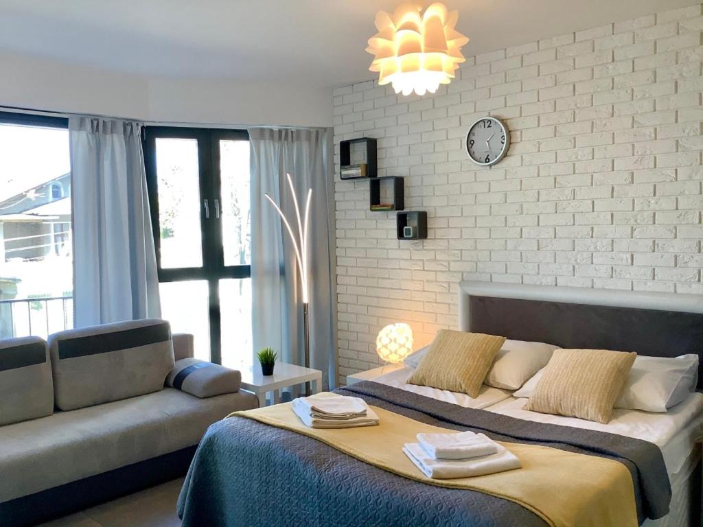 Studio Apartment photo 1