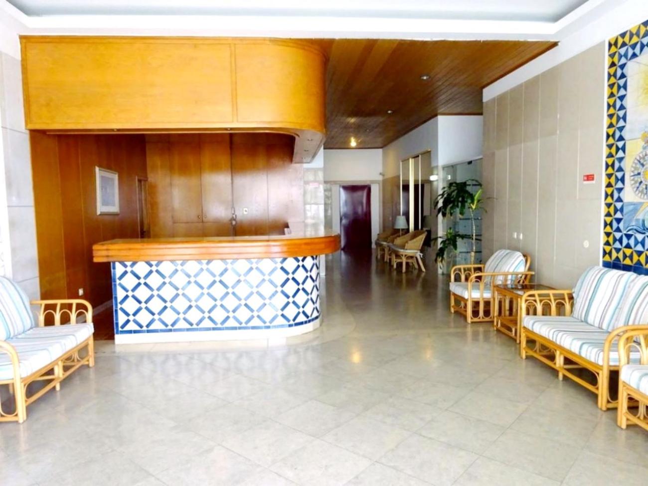 One-Bedroom Apartment - Photo 1
