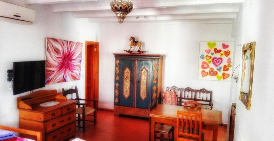 Studio Apartment - Photo 6