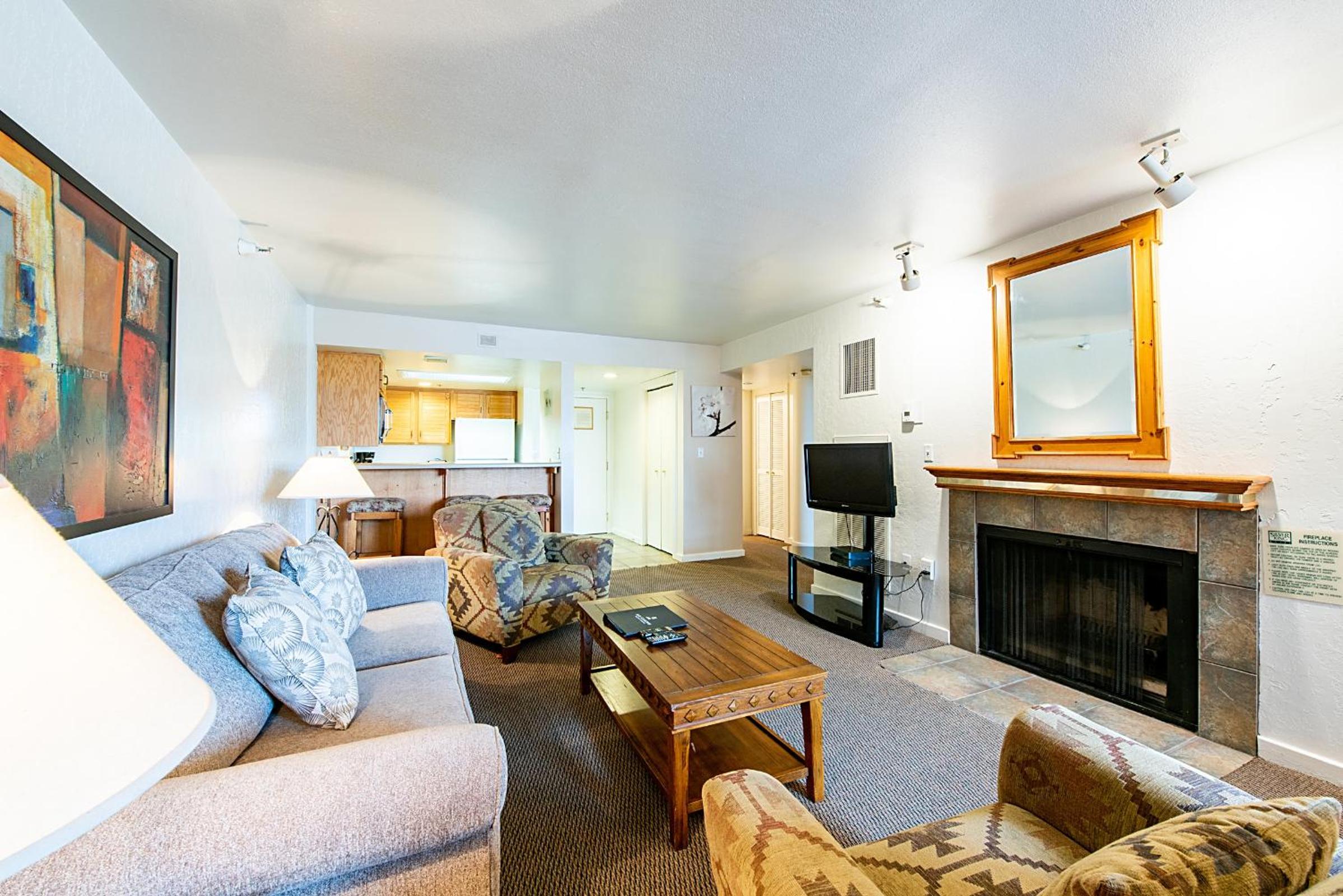 1 Bedroom Condominium  - Photo 7