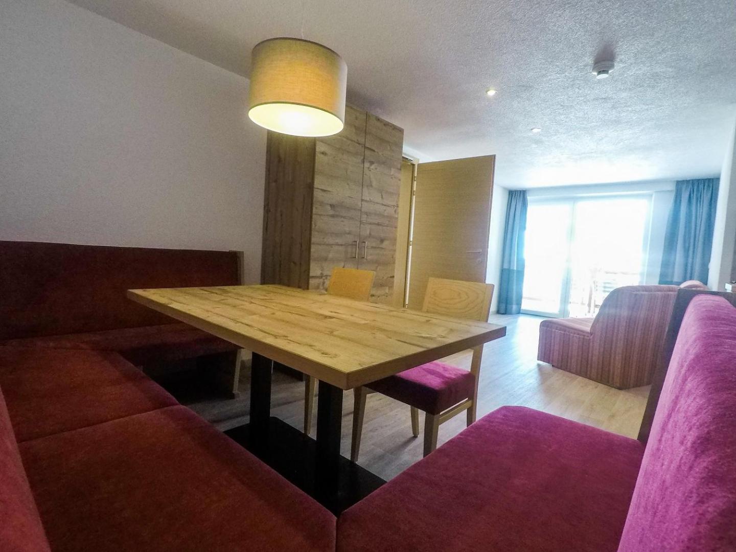 Apartment with Mountain View photo 1