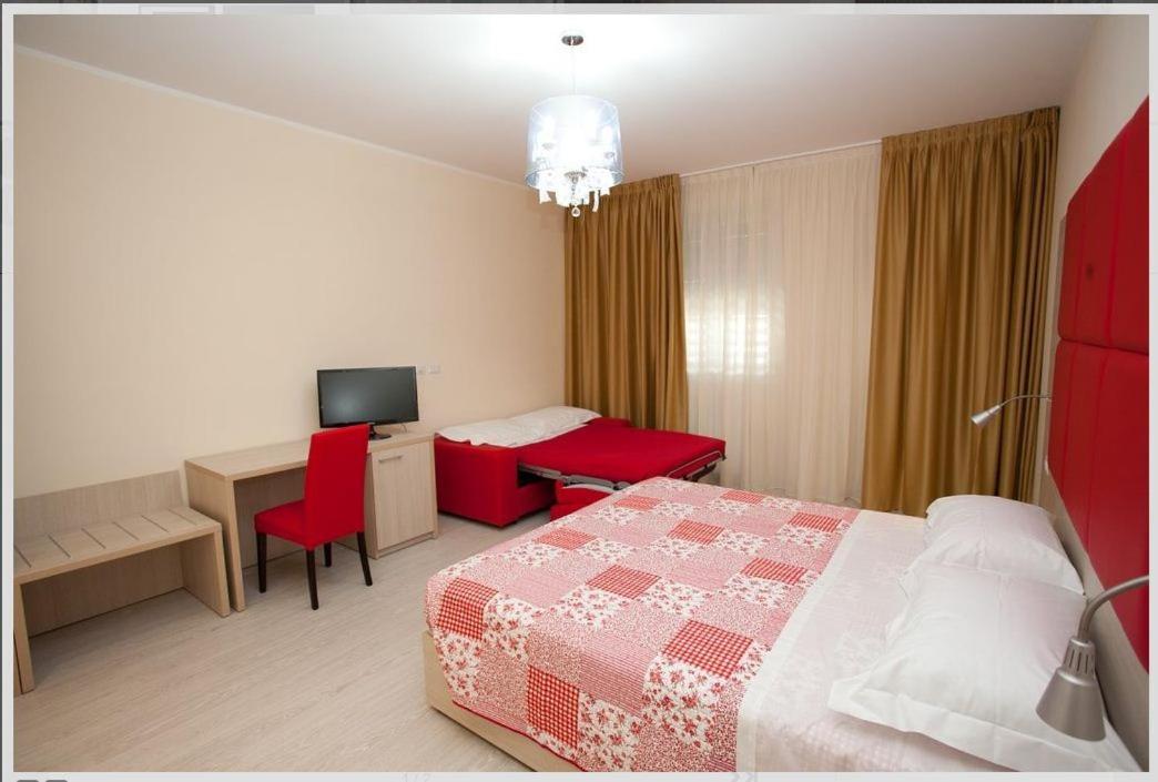 Quadruple Room photo 2