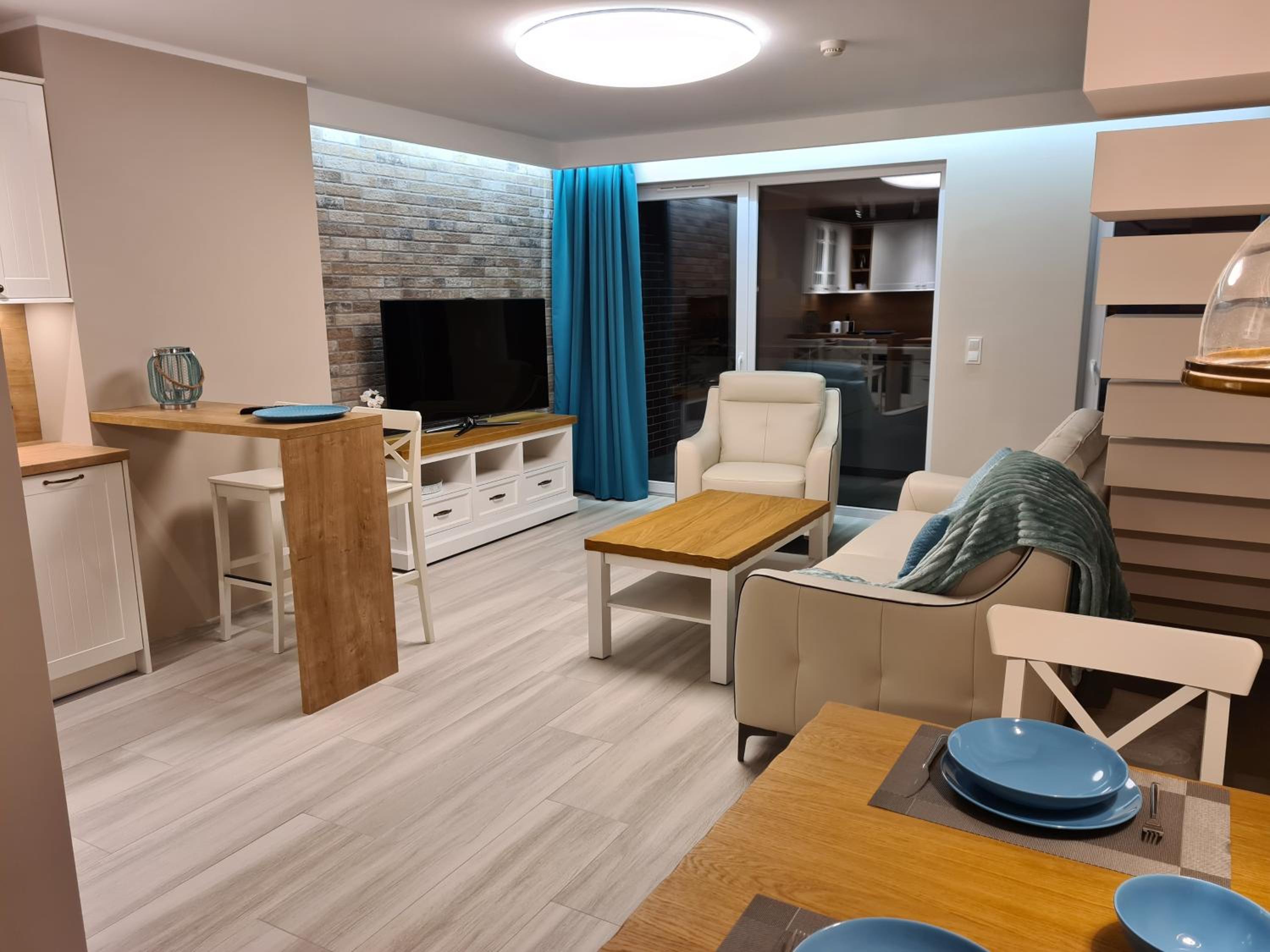 One-Bedroom Apartment photo 2