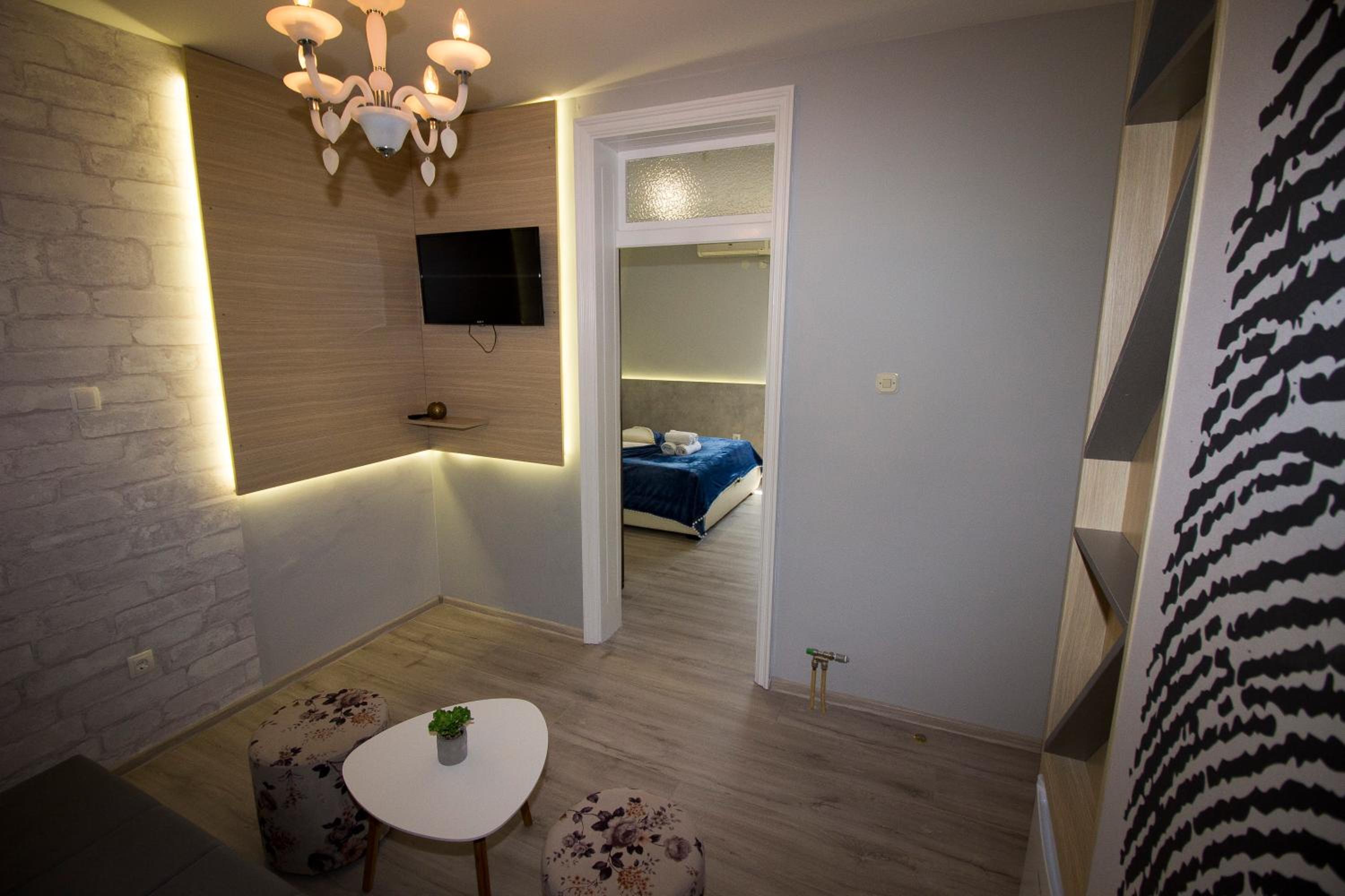 Deluxe Suite photo 3
