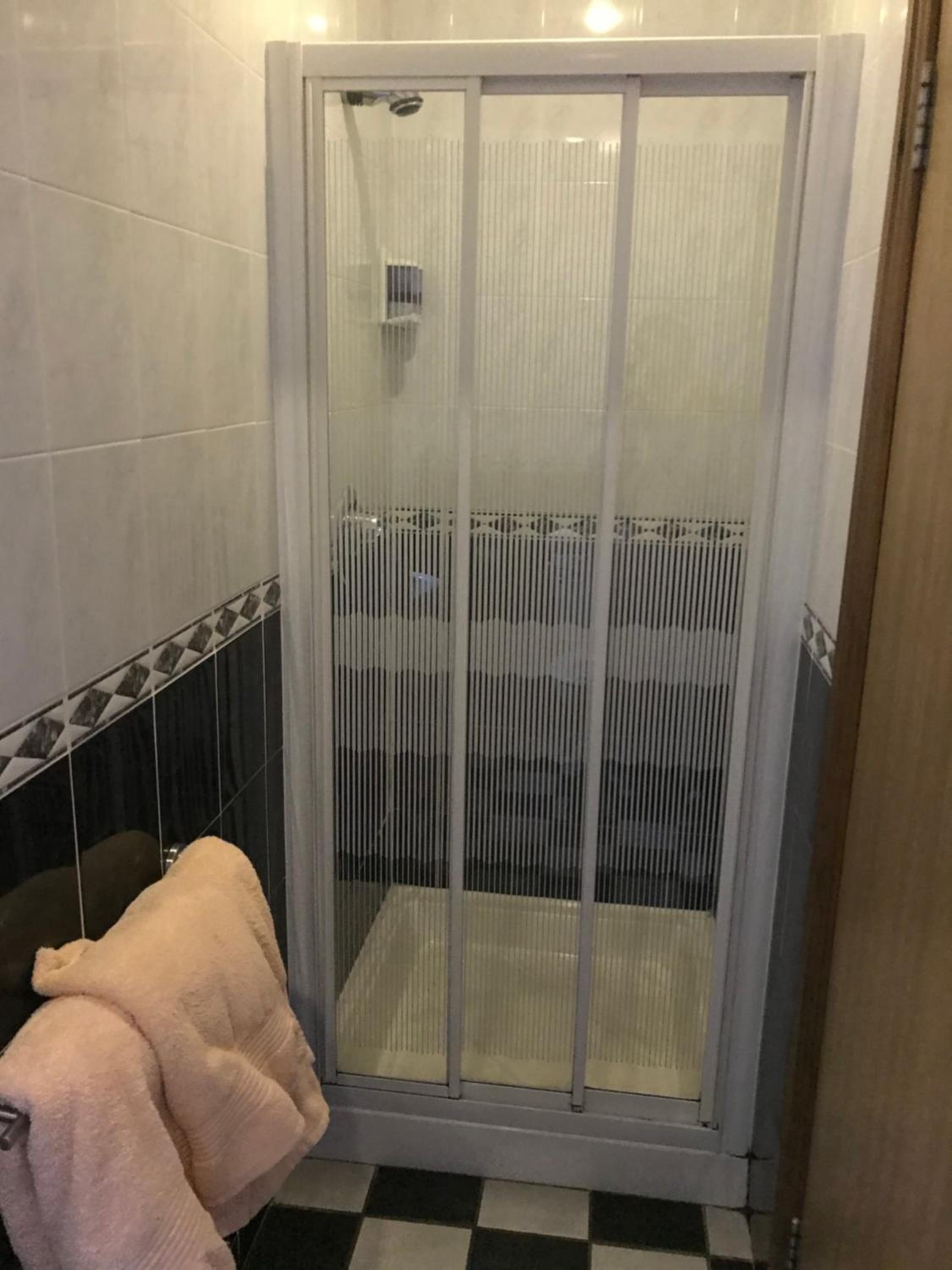 Budget Double or Twin Room - Photo 8