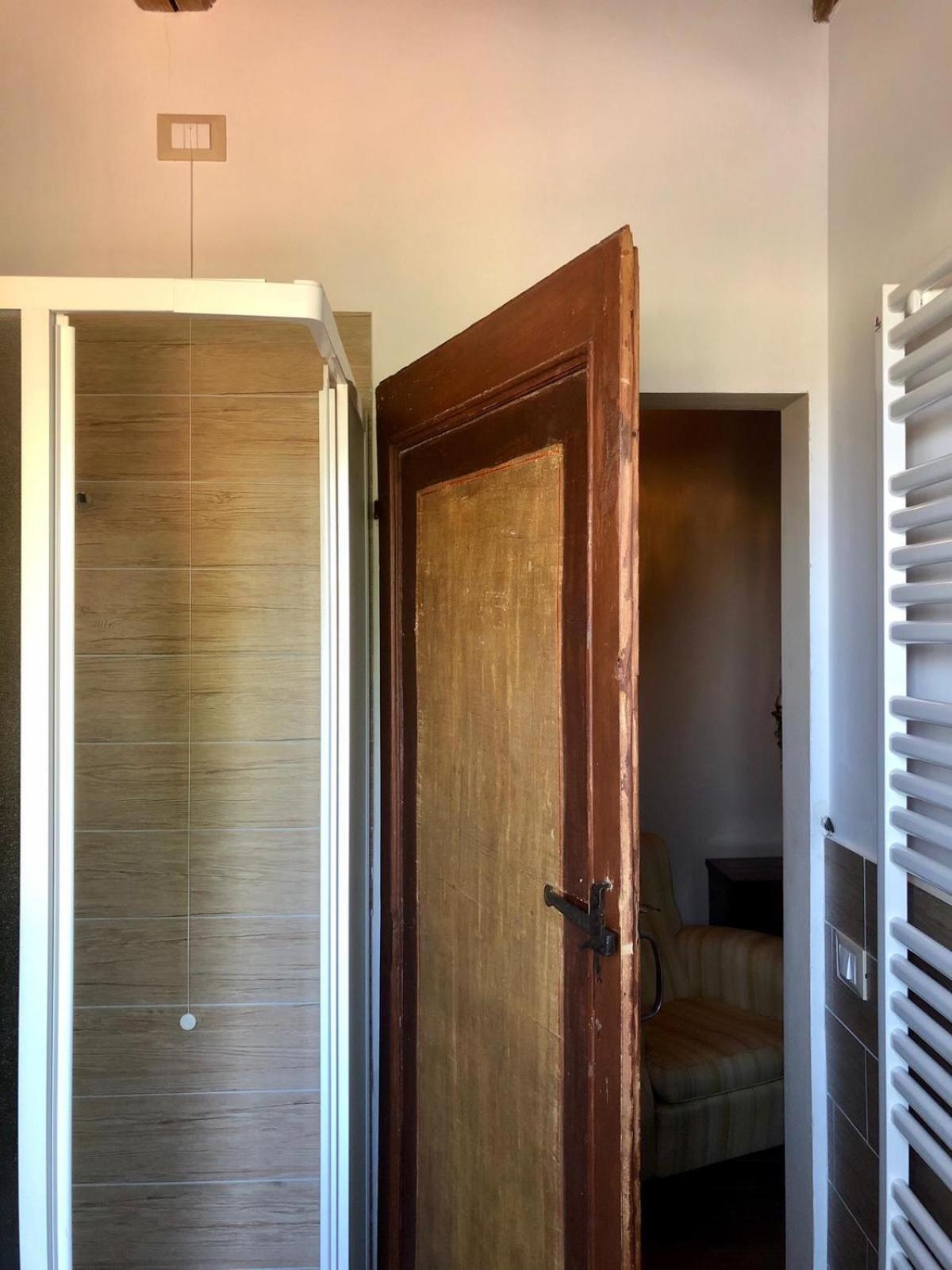 Deluxe Double or Twin Room with Pool View photo 2