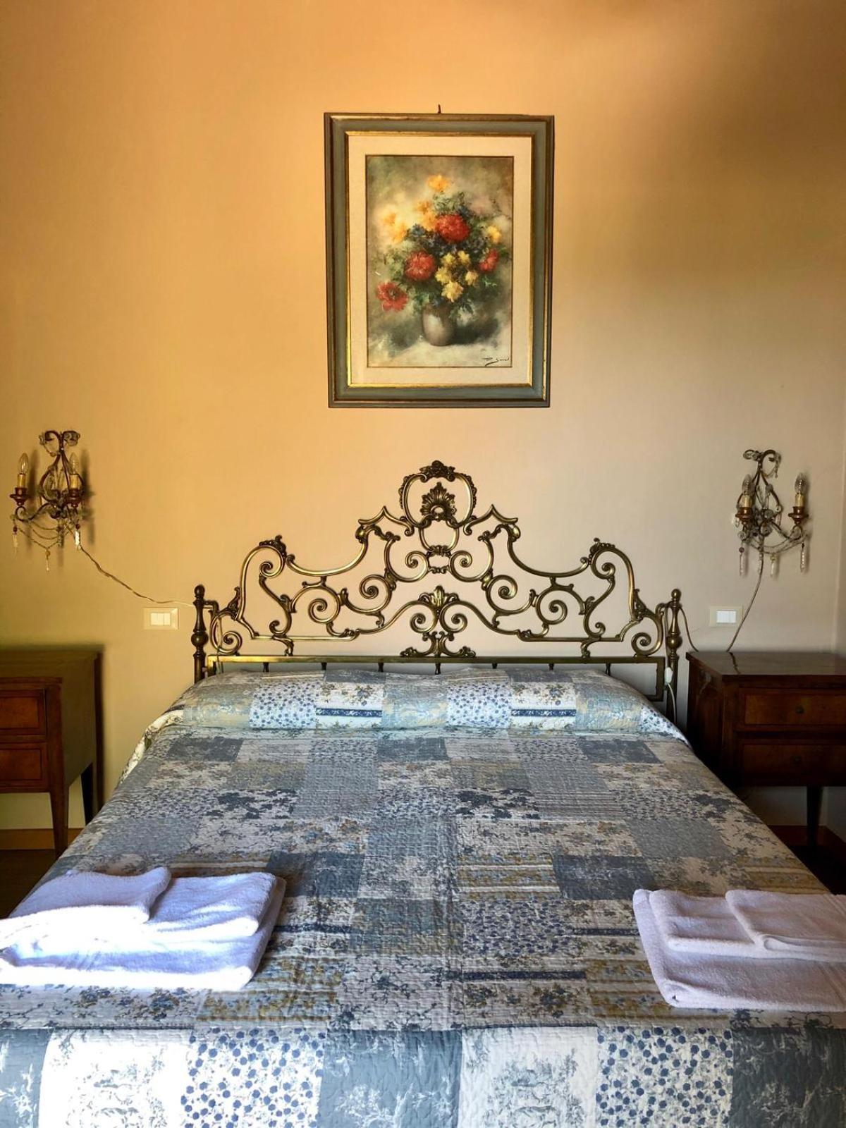Deluxe Double or Twin Room with Pool View photo 3