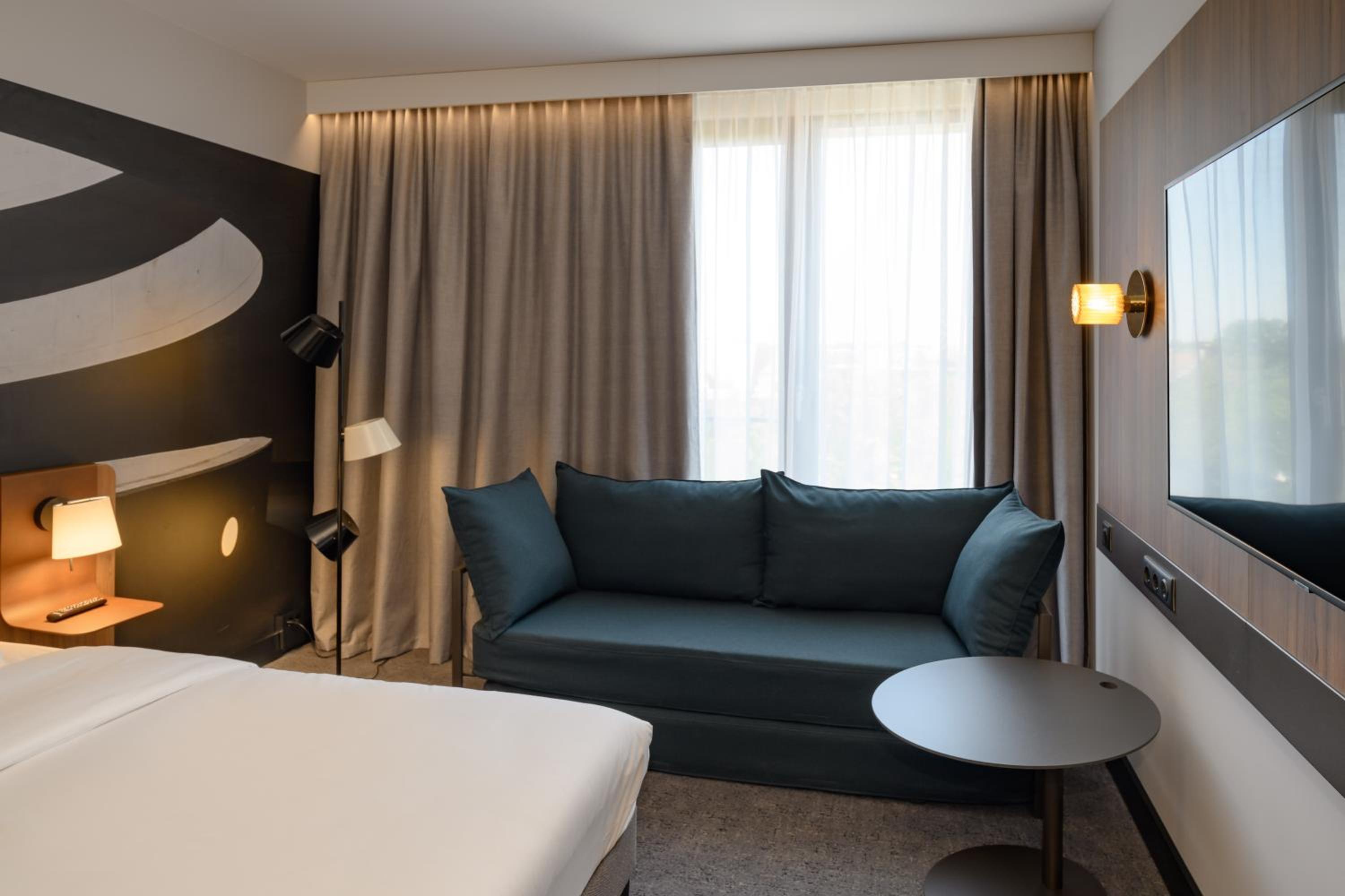 Superior Double Room with Sofa - Photo 2
