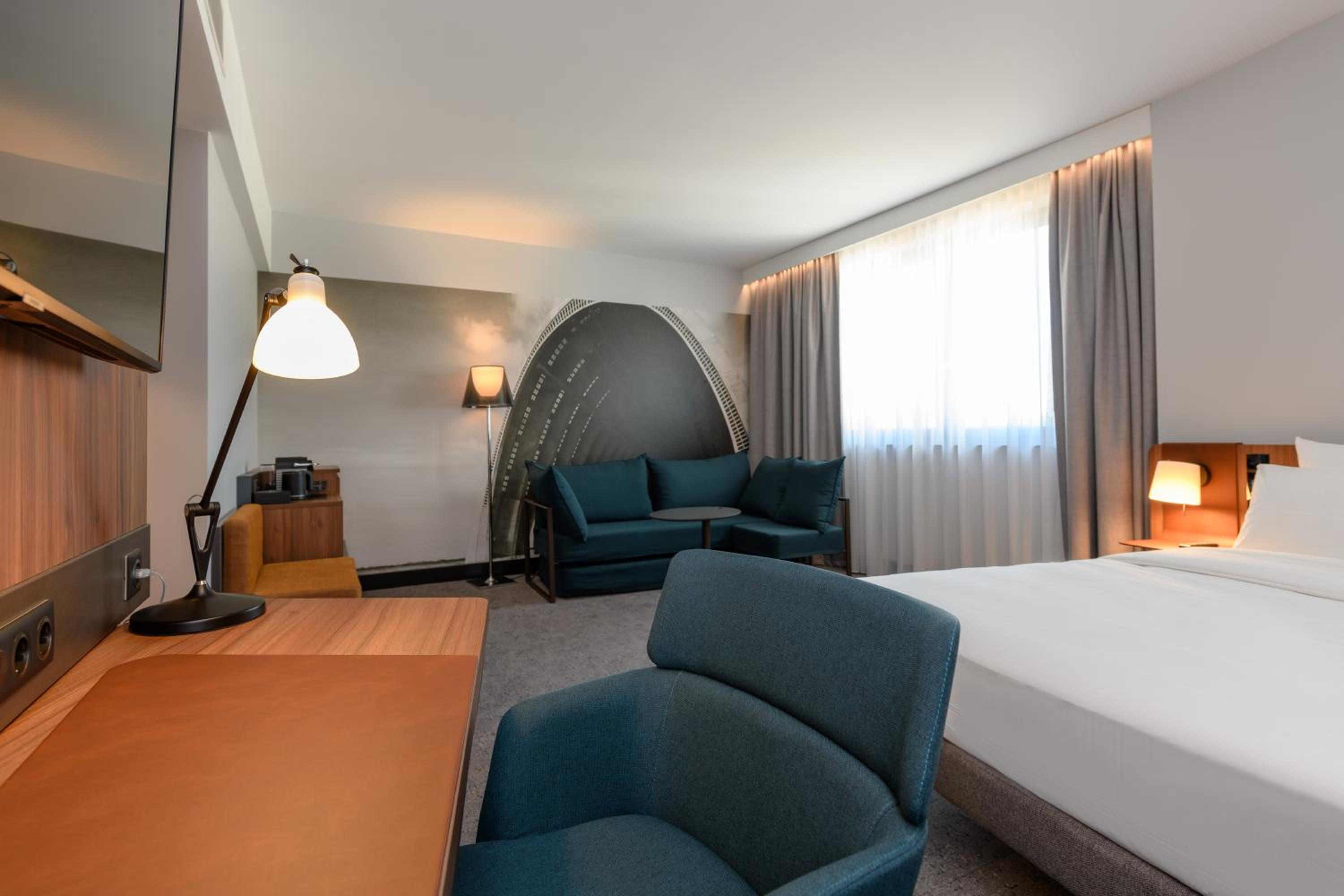Executive Double Room with Sofa - Photo 2