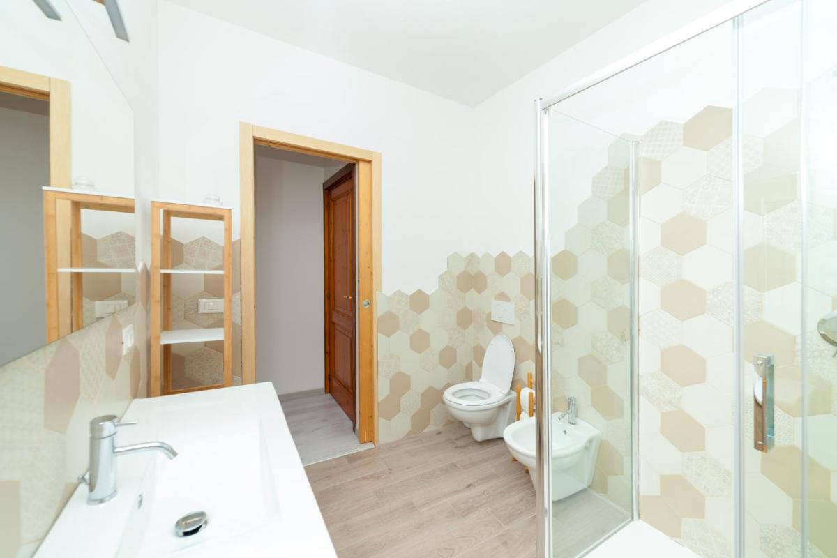 Deluxe Double Room with Extra Bed photo 2